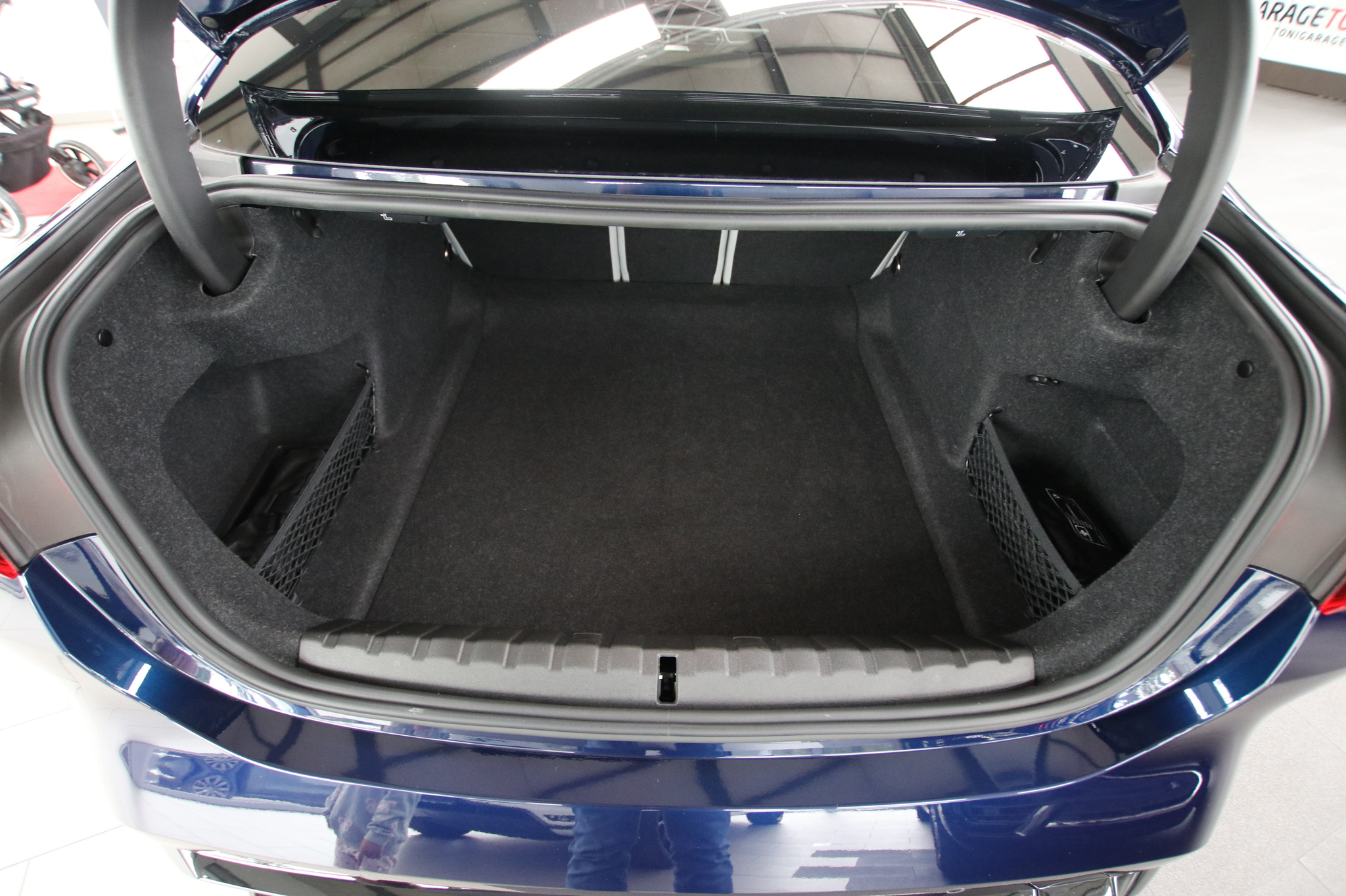 listing desktop thumbnail image 13