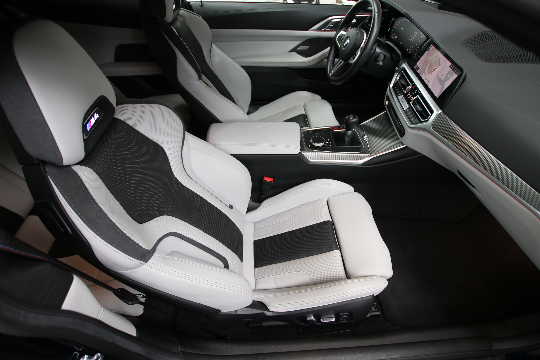 listing desktop thumbnail image 11