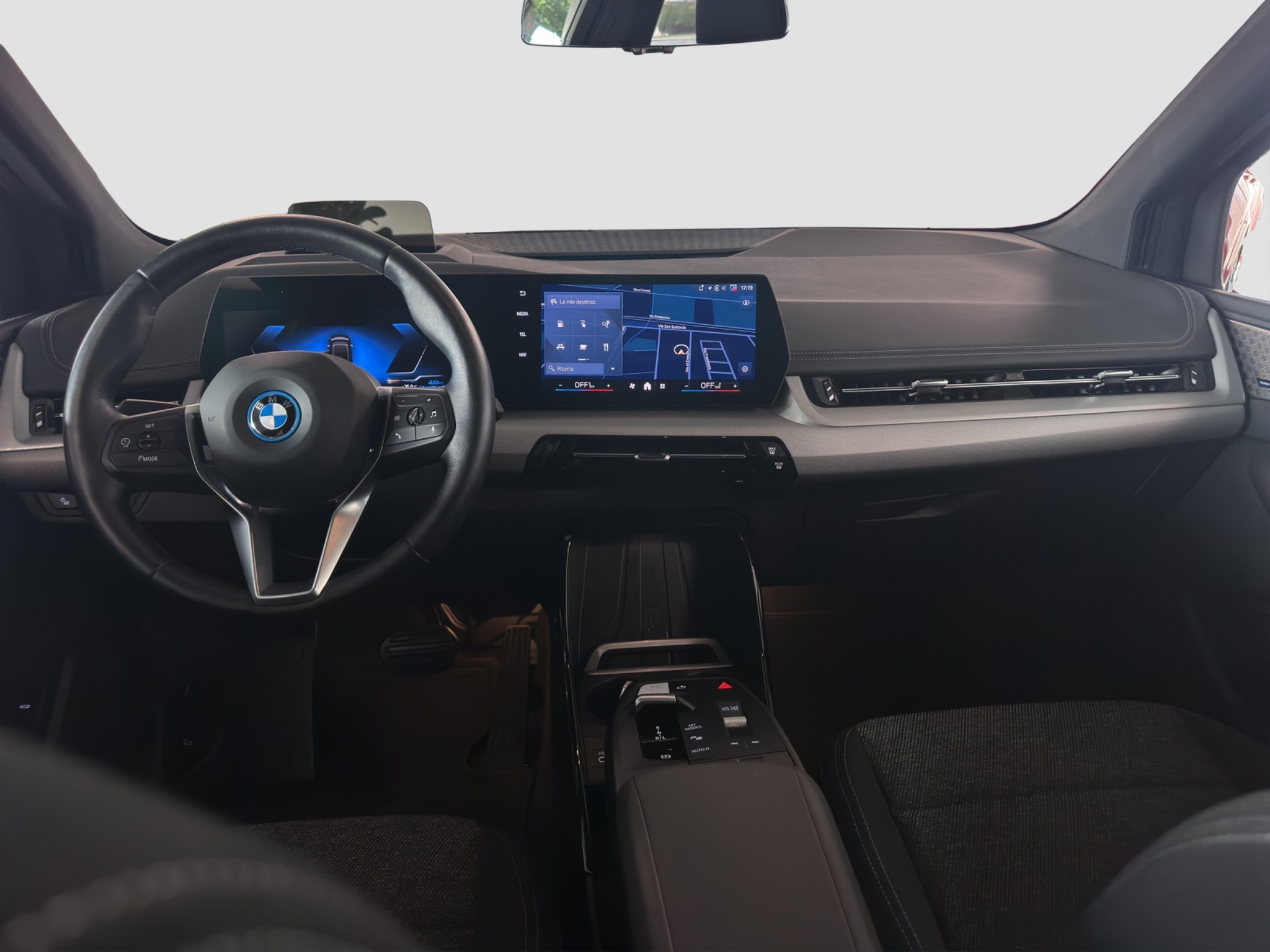 listing desktop thumbnail image 8