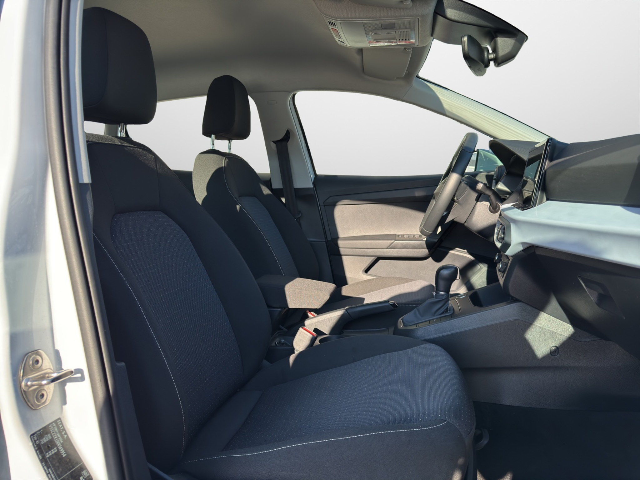 listing desktop thumbnail image 6