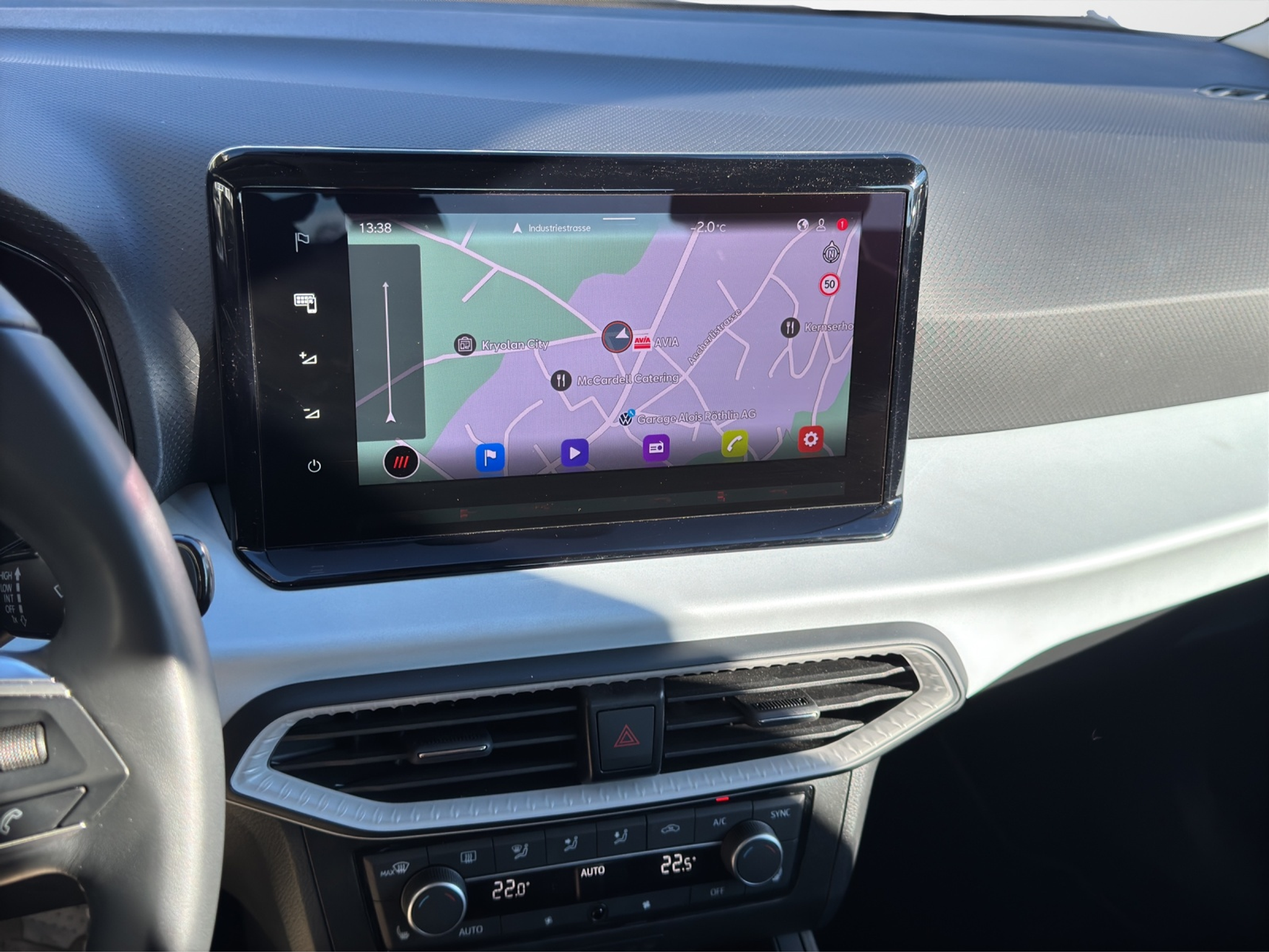 listing desktop thumbnail image 12