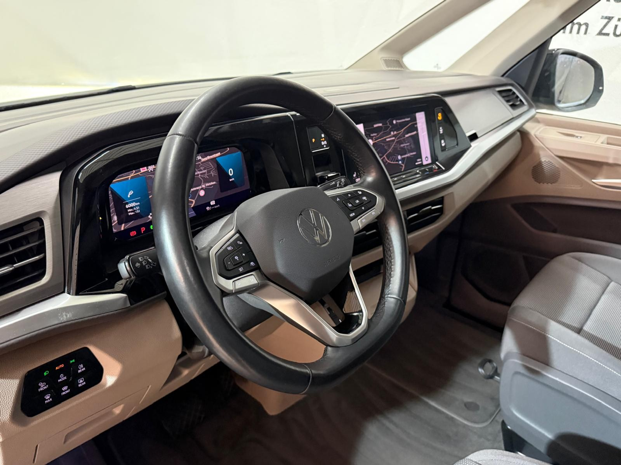 listing desktop thumbnail image 5