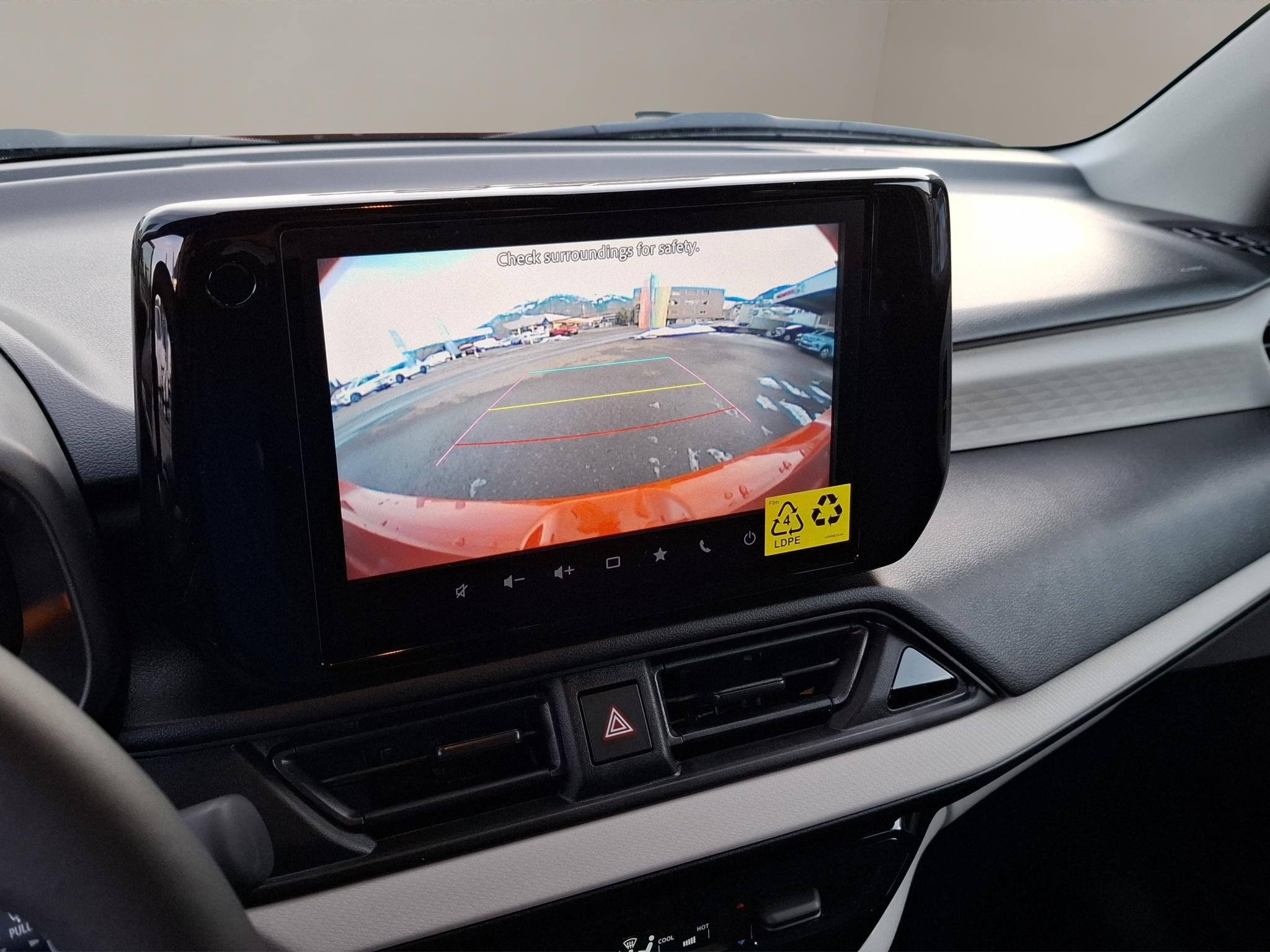 listing desktop thumbnail image 7