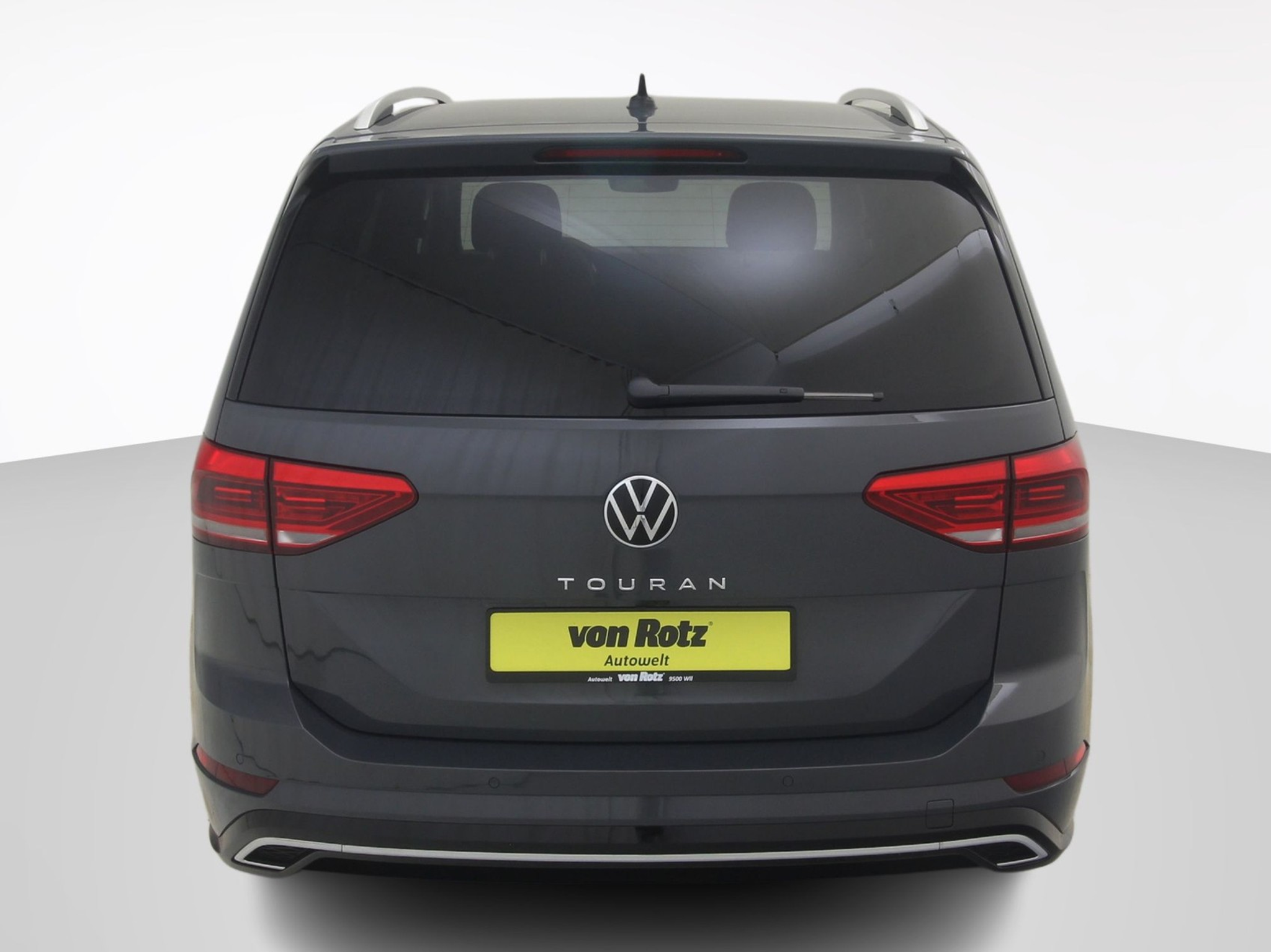 listing desktop thumbnail image 3