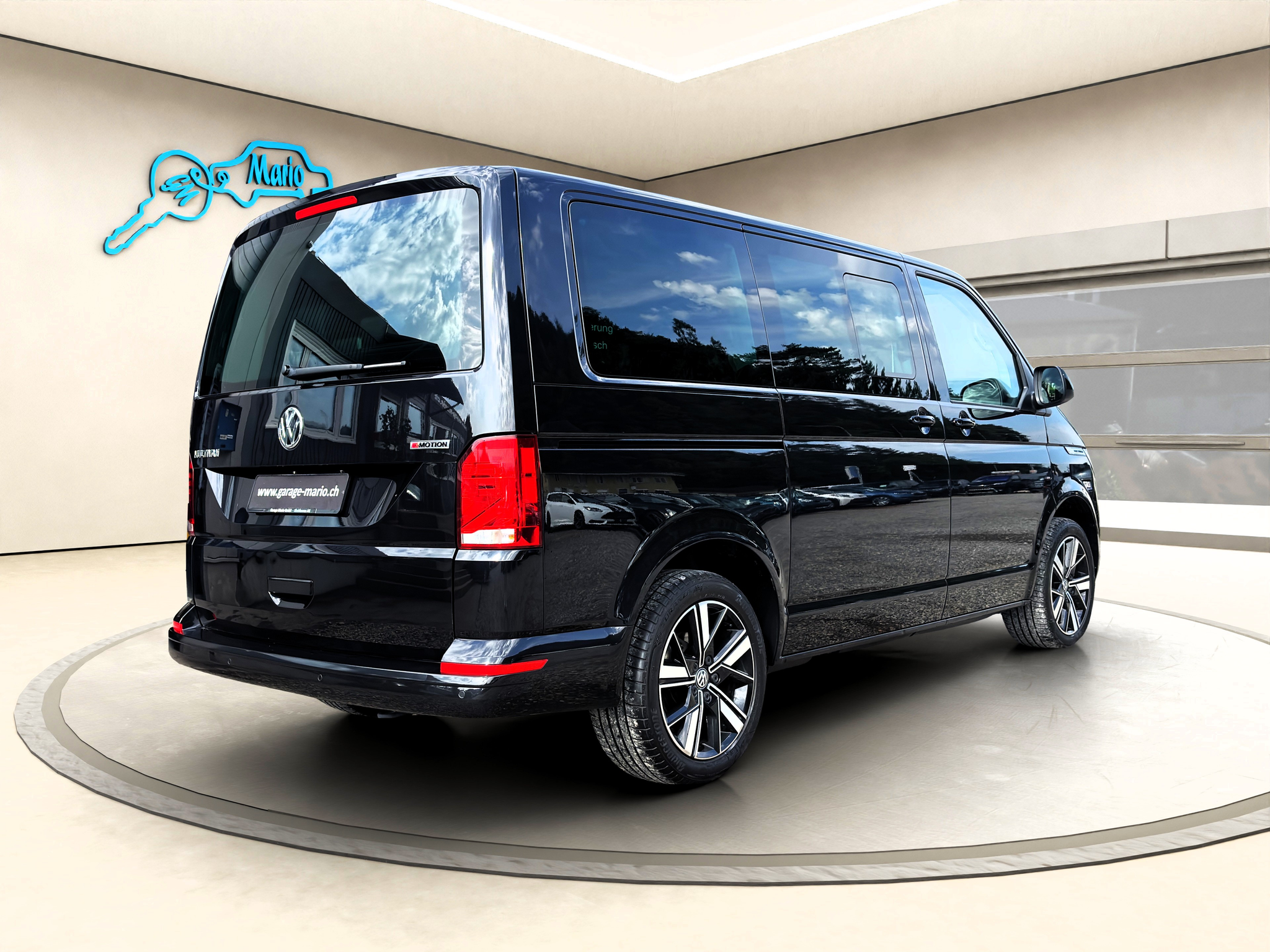 listing desktop thumbnail image 4