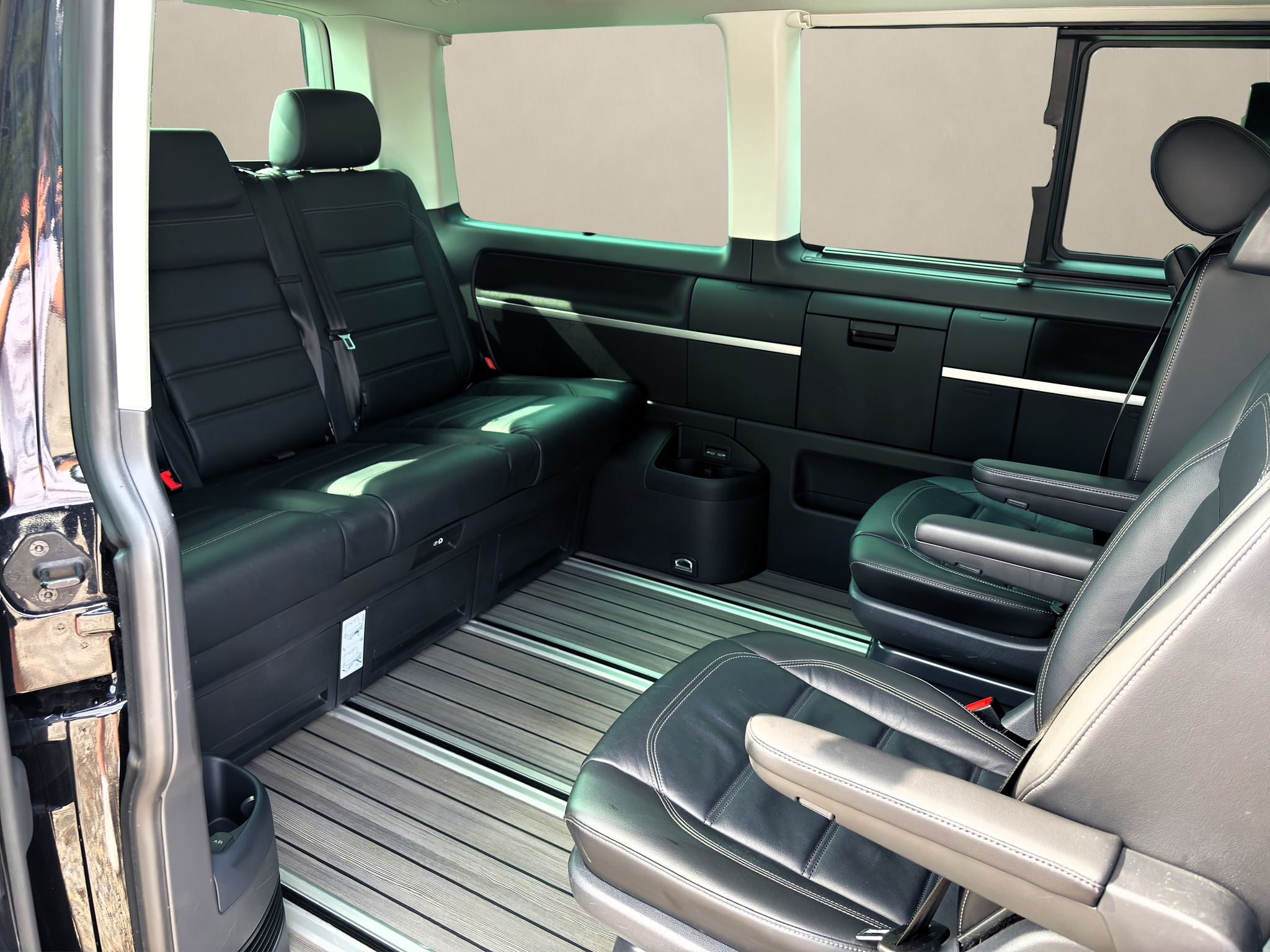 listing desktop thumbnail image 13