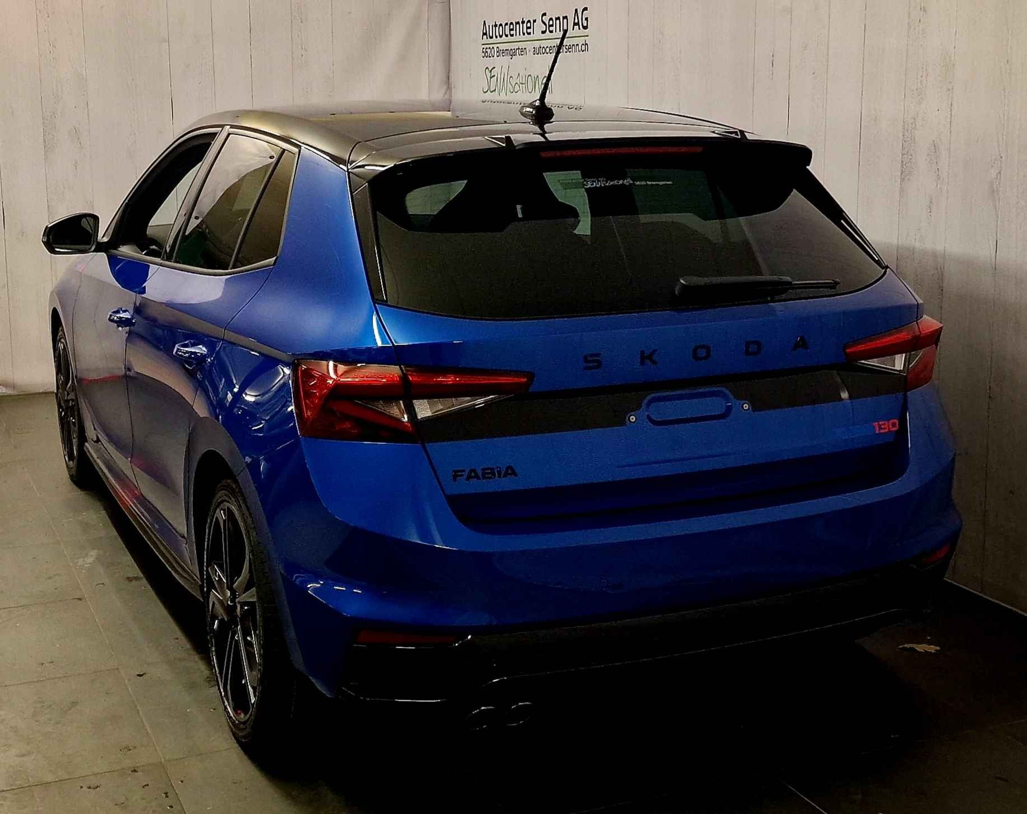 listing desktop thumbnail image 17