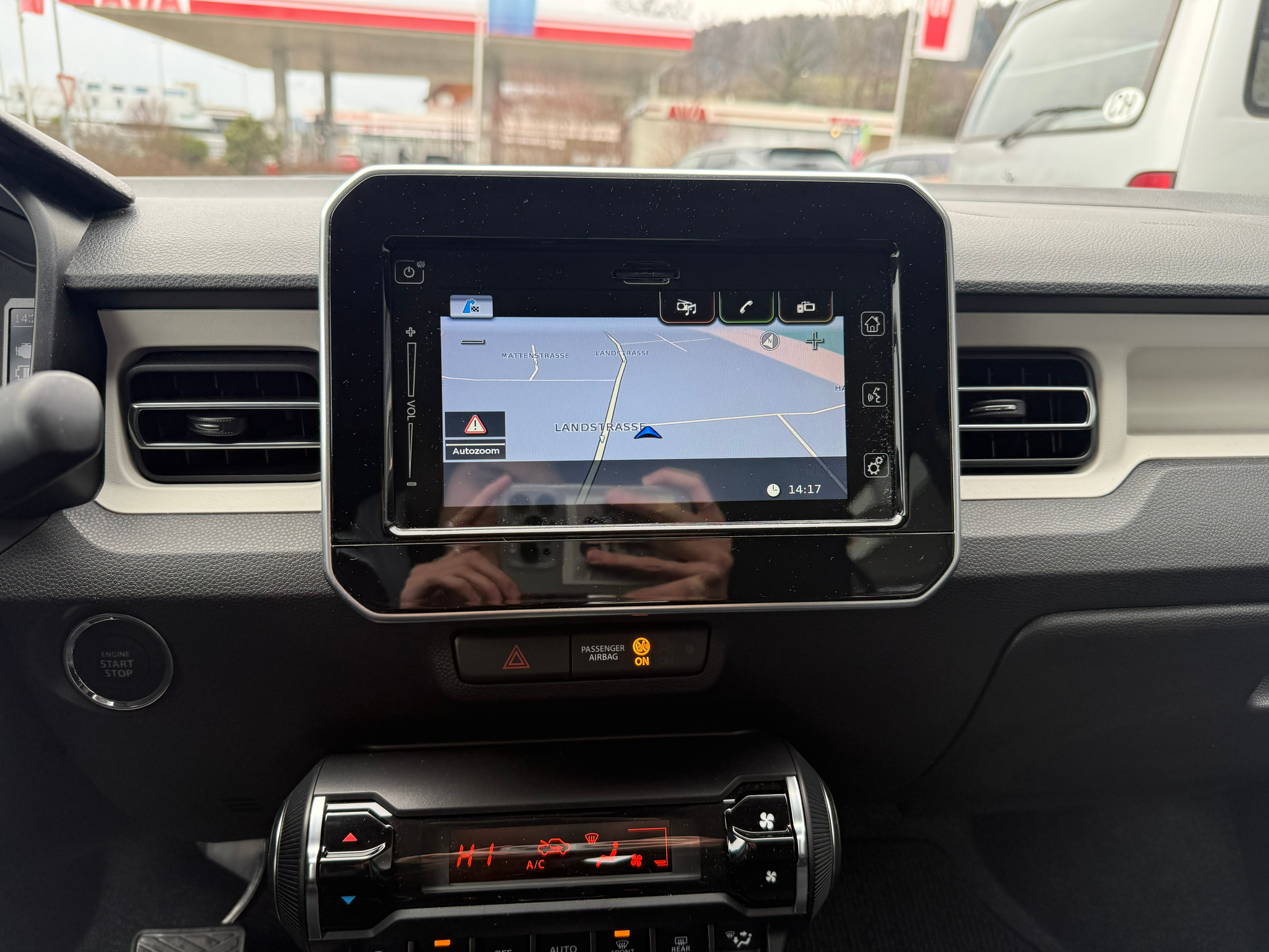 listing desktop thumbnail image 14