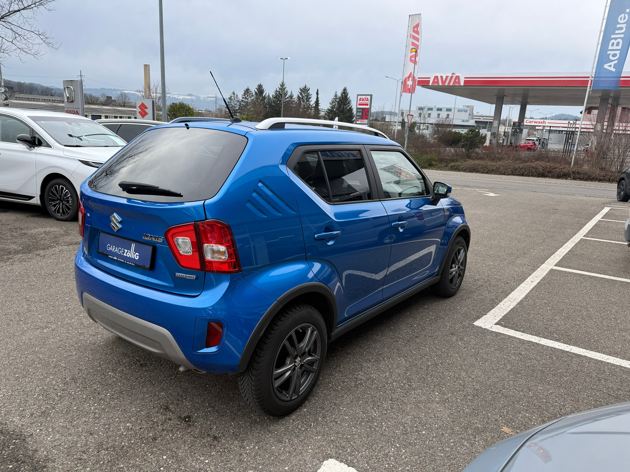 listing desktop thumbnail image 6