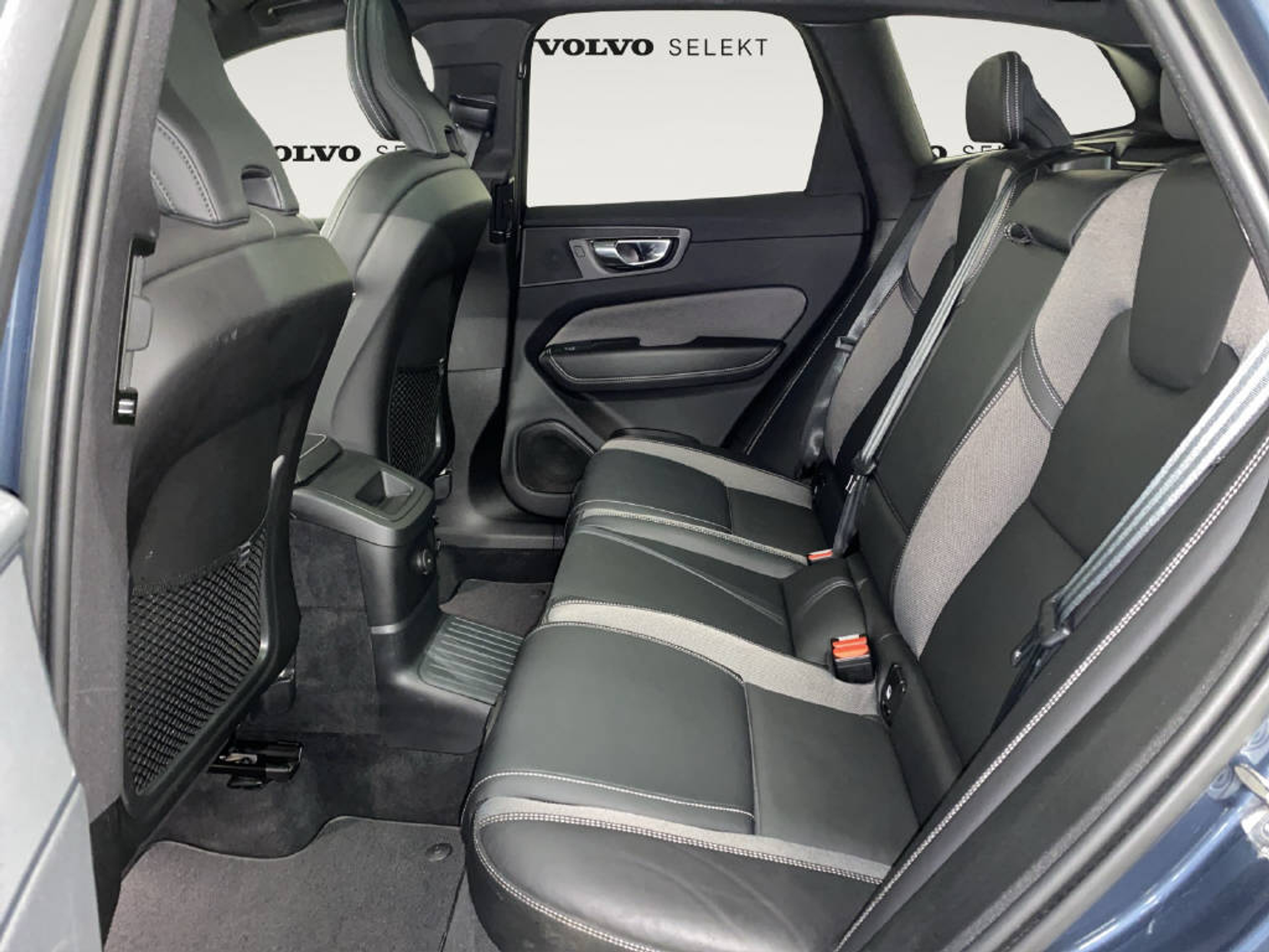 listing desktop thumbnail image 12