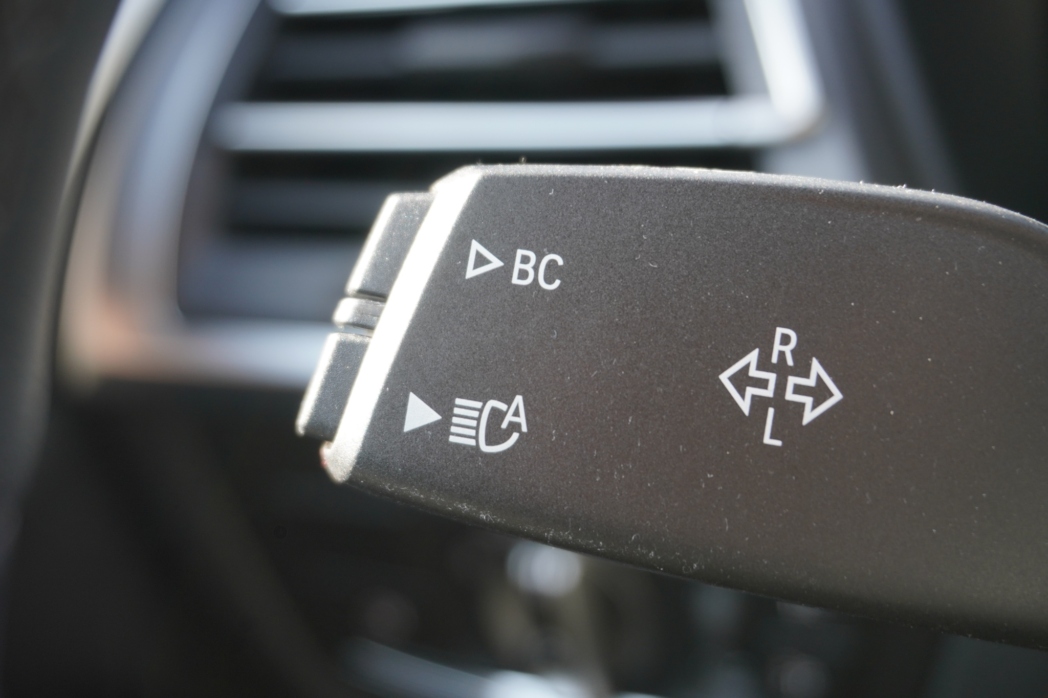 listing desktop thumbnail image 26