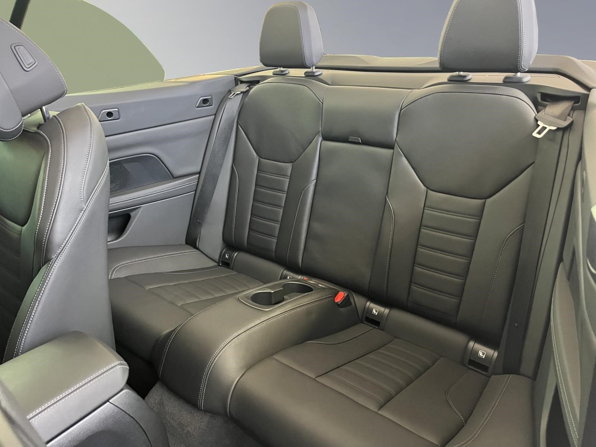 listing desktop thumbnail image 16