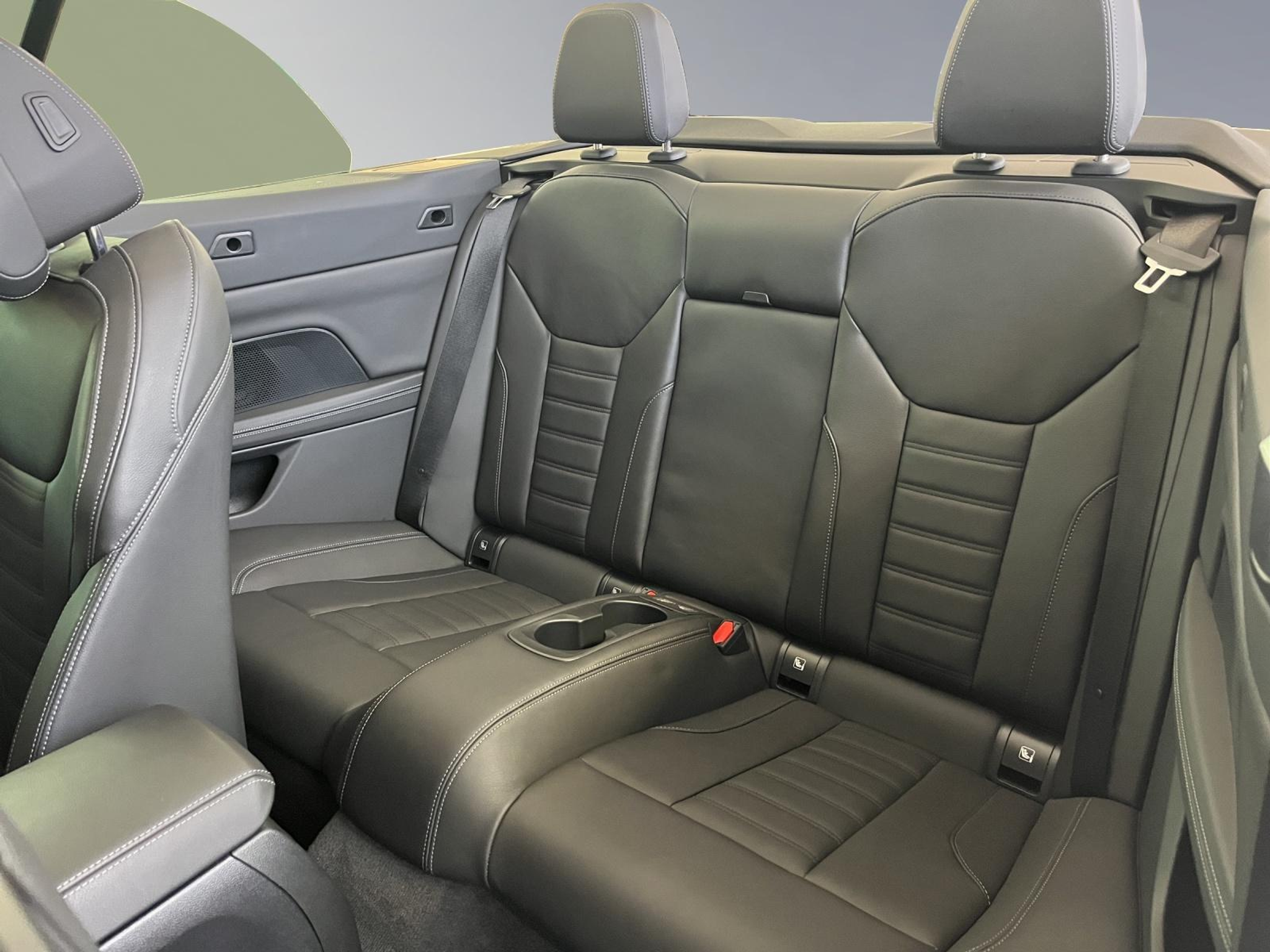 listing desktop thumbnail image 16