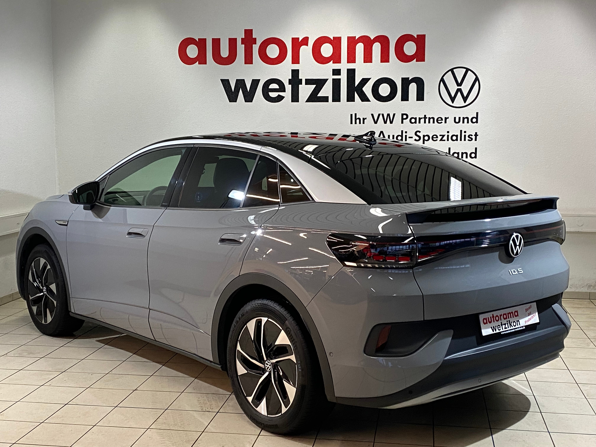 listing desktop thumbnail image 2