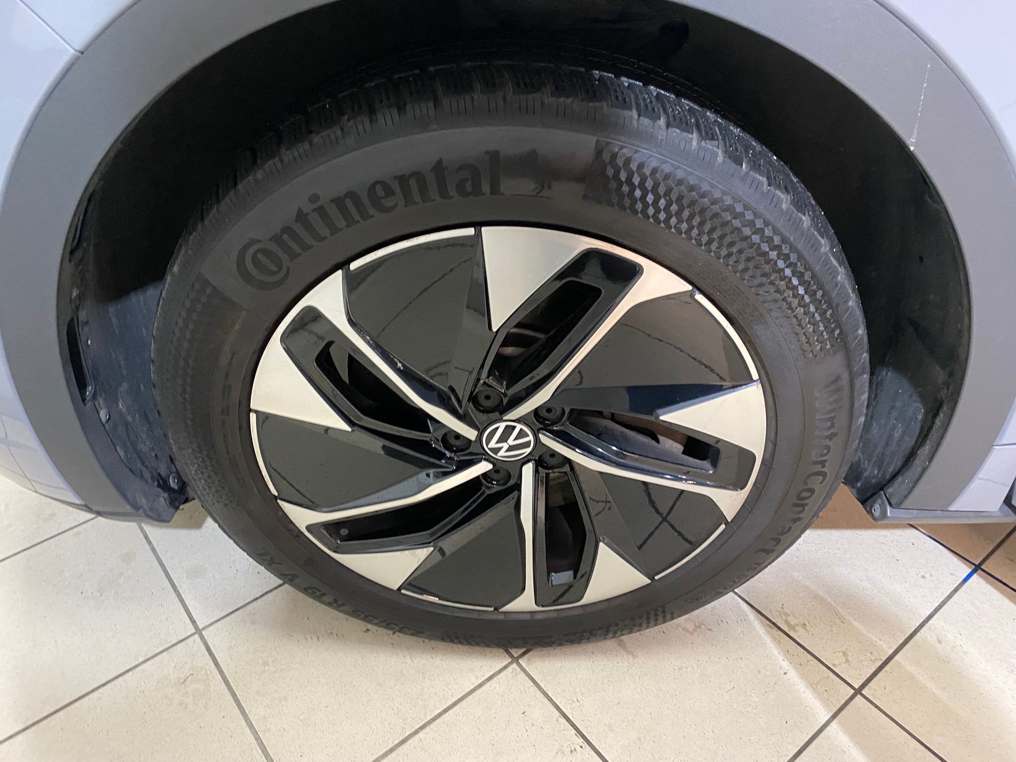 listing desktop thumbnail image 4