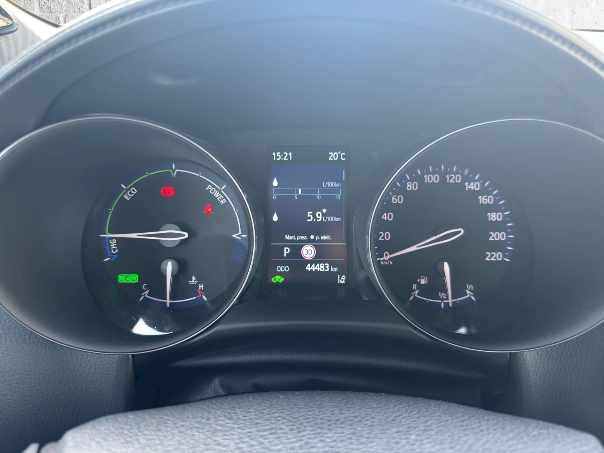 listing desktop thumbnail image 16