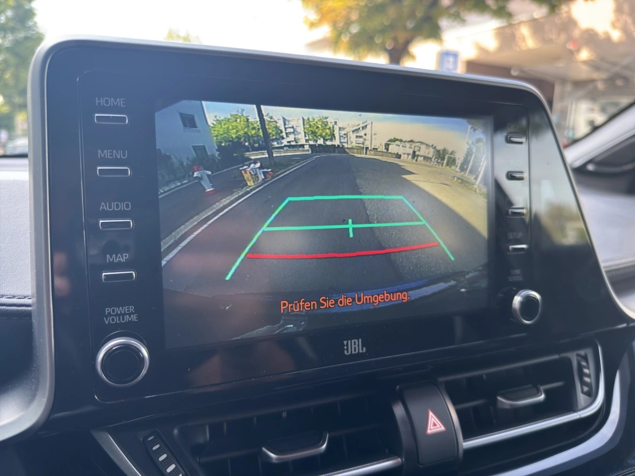 listing desktop thumbnail image 20