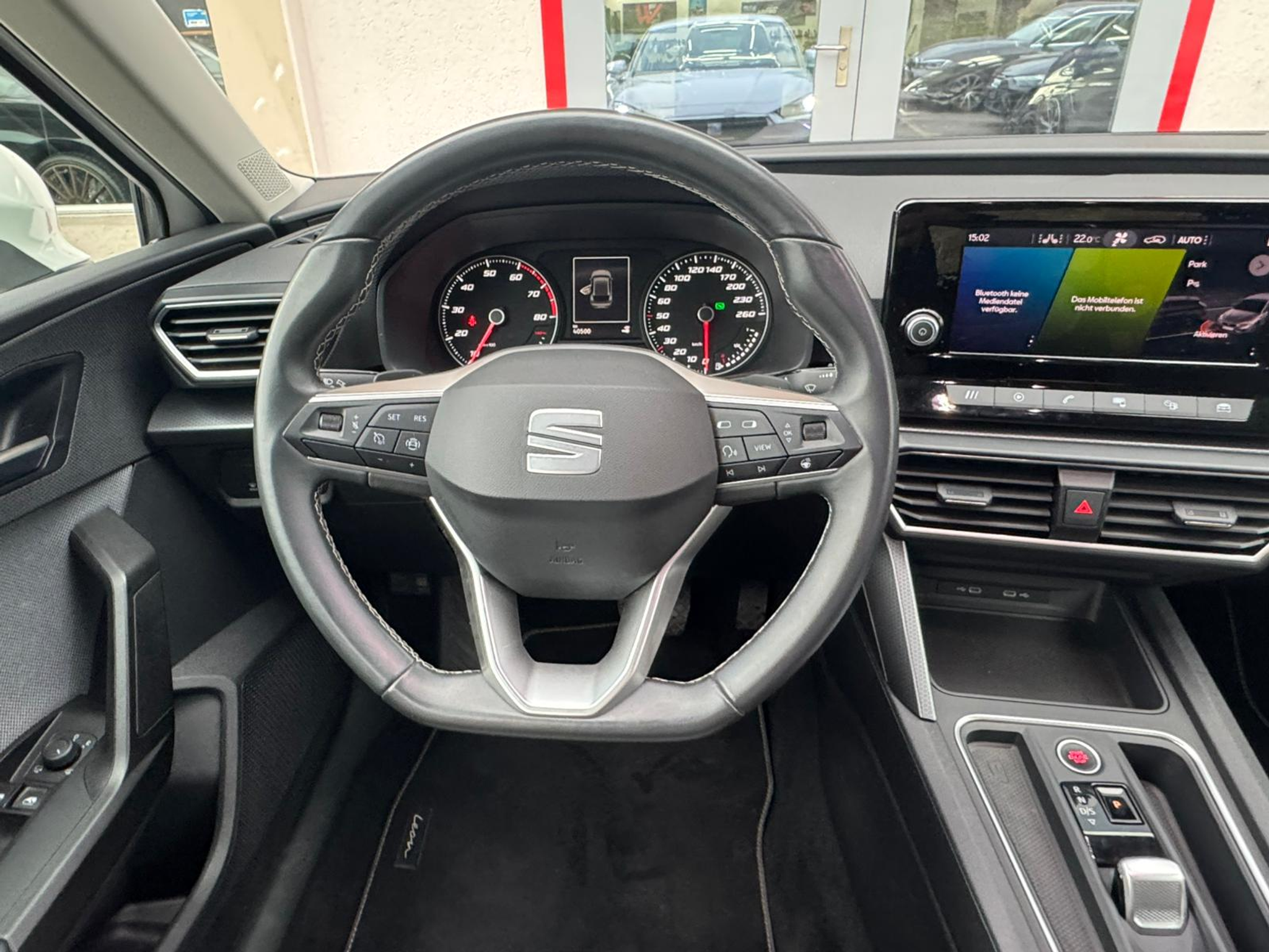 listing desktop thumbnail image 12