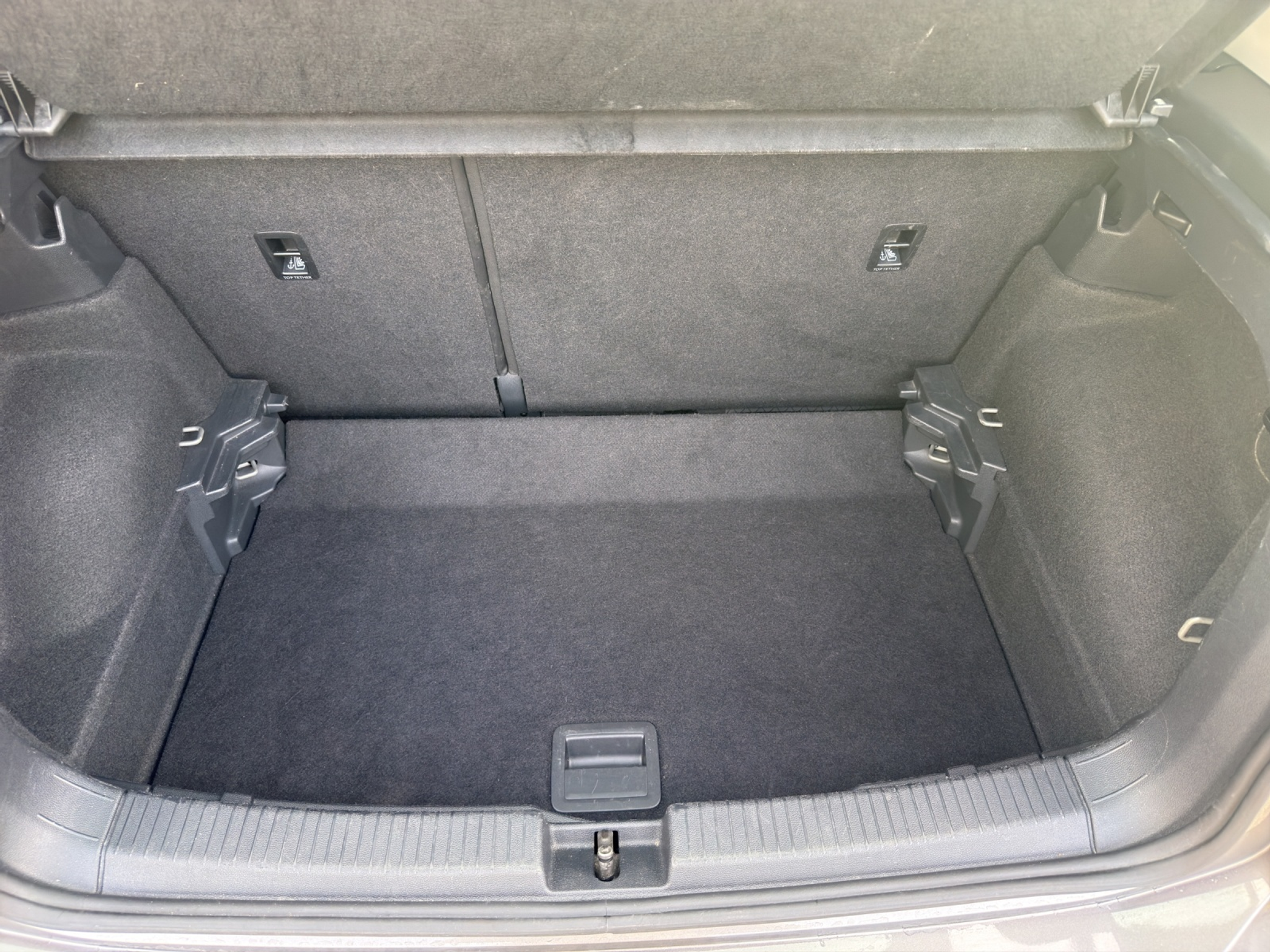 listing desktop thumbnail image 8