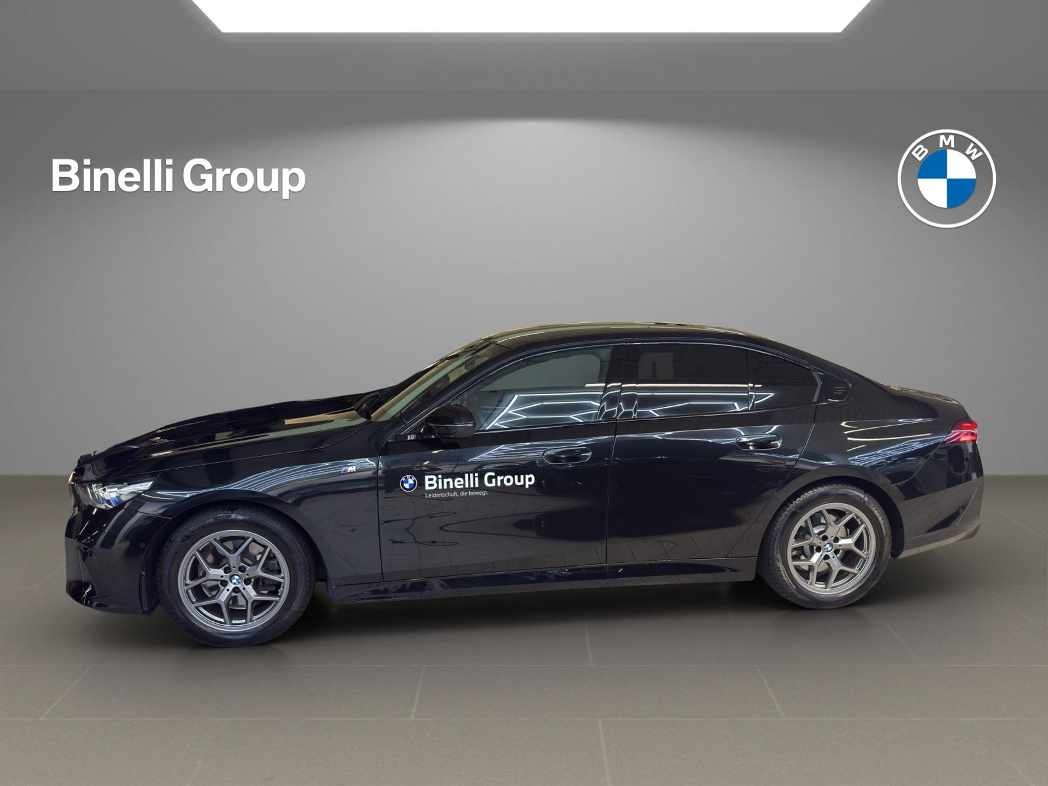 listing desktop thumbnail image 1