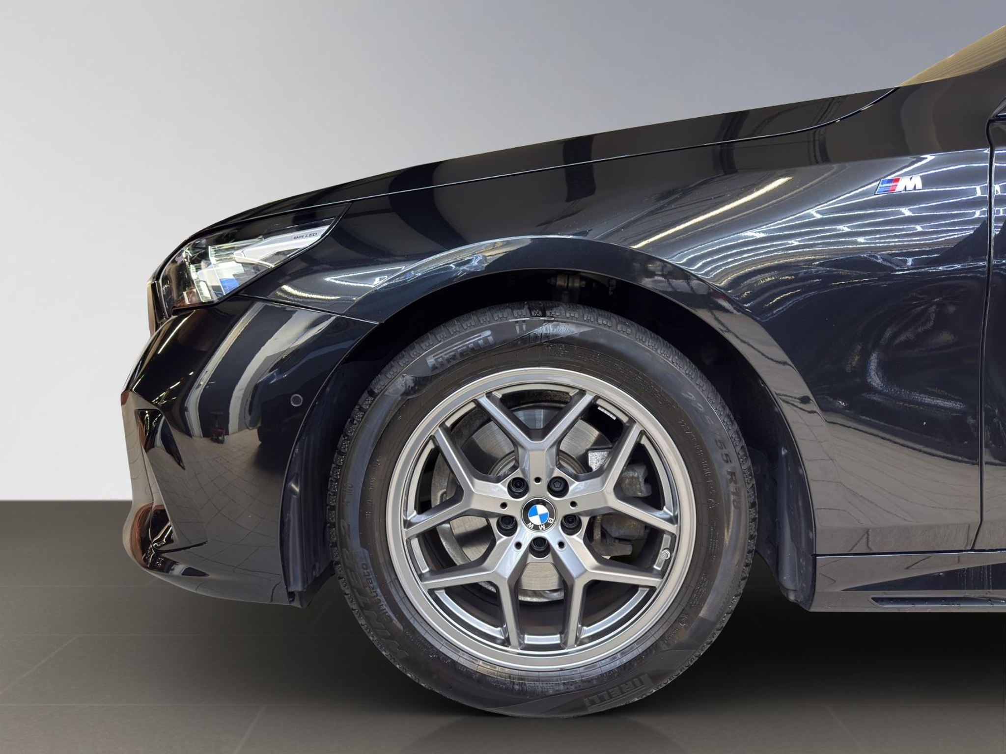 listing desktop thumbnail image 16