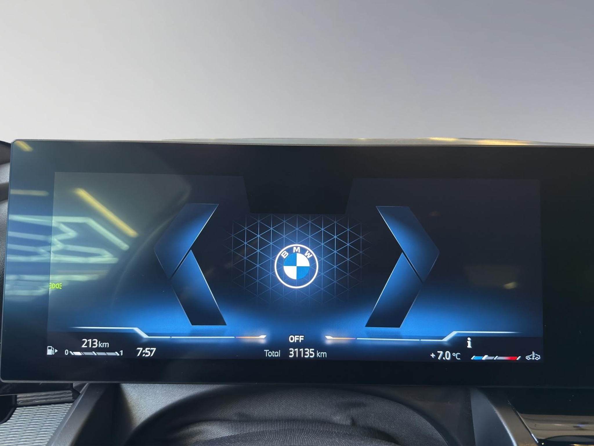 listing desktop thumbnail image 11