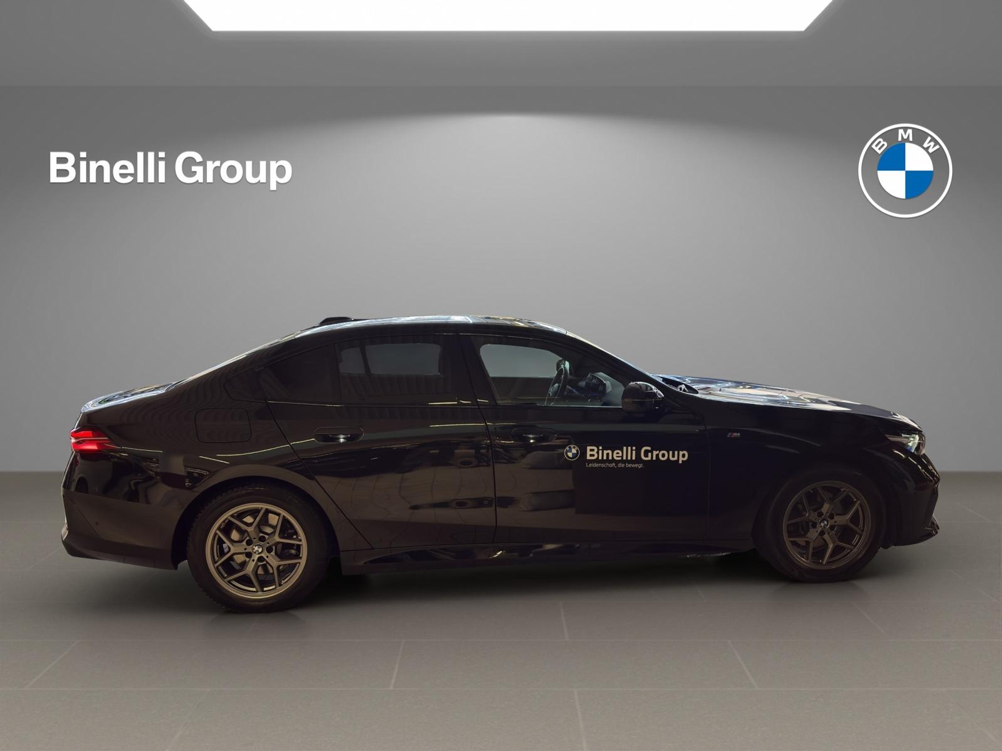 listing desktop thumbnail image 5