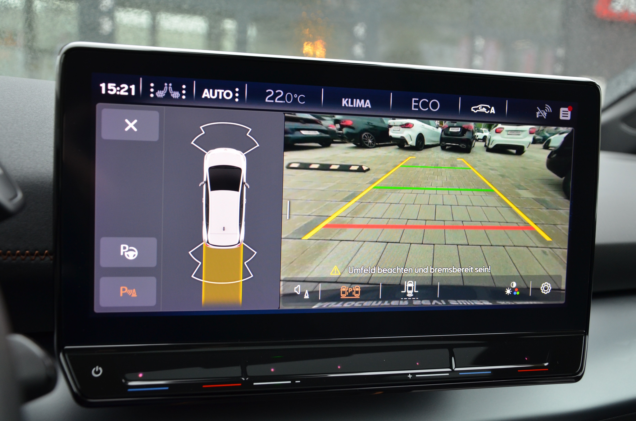 listing desktop thumbnail image 17