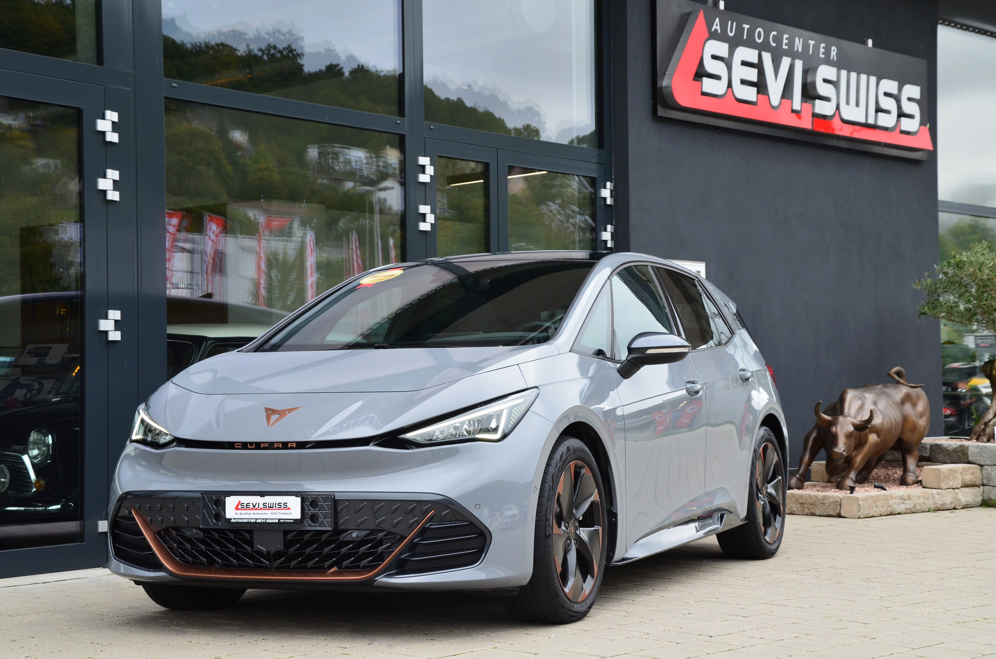 listing desktop thumbnail image 8