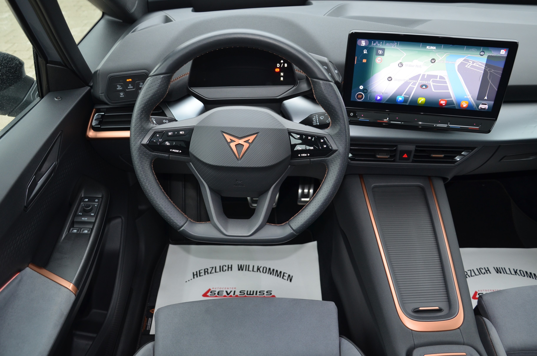 listing desktop thumbnail image 14