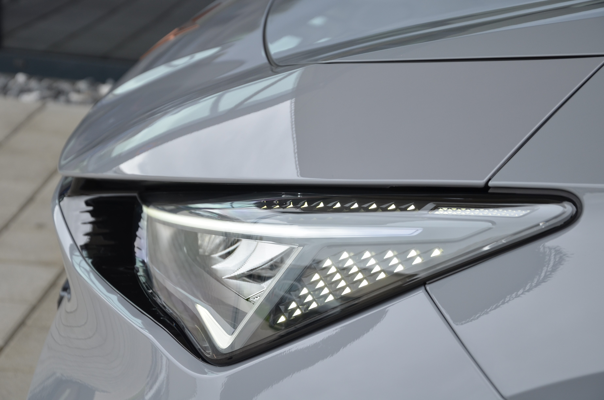 listing desktop thumbnail image 24