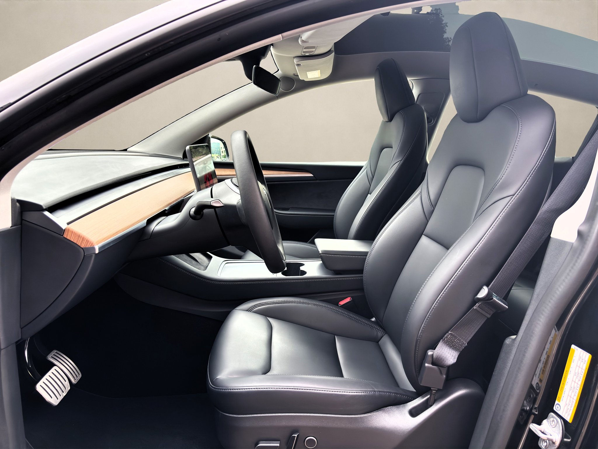 listing desktop thumbnail image 8