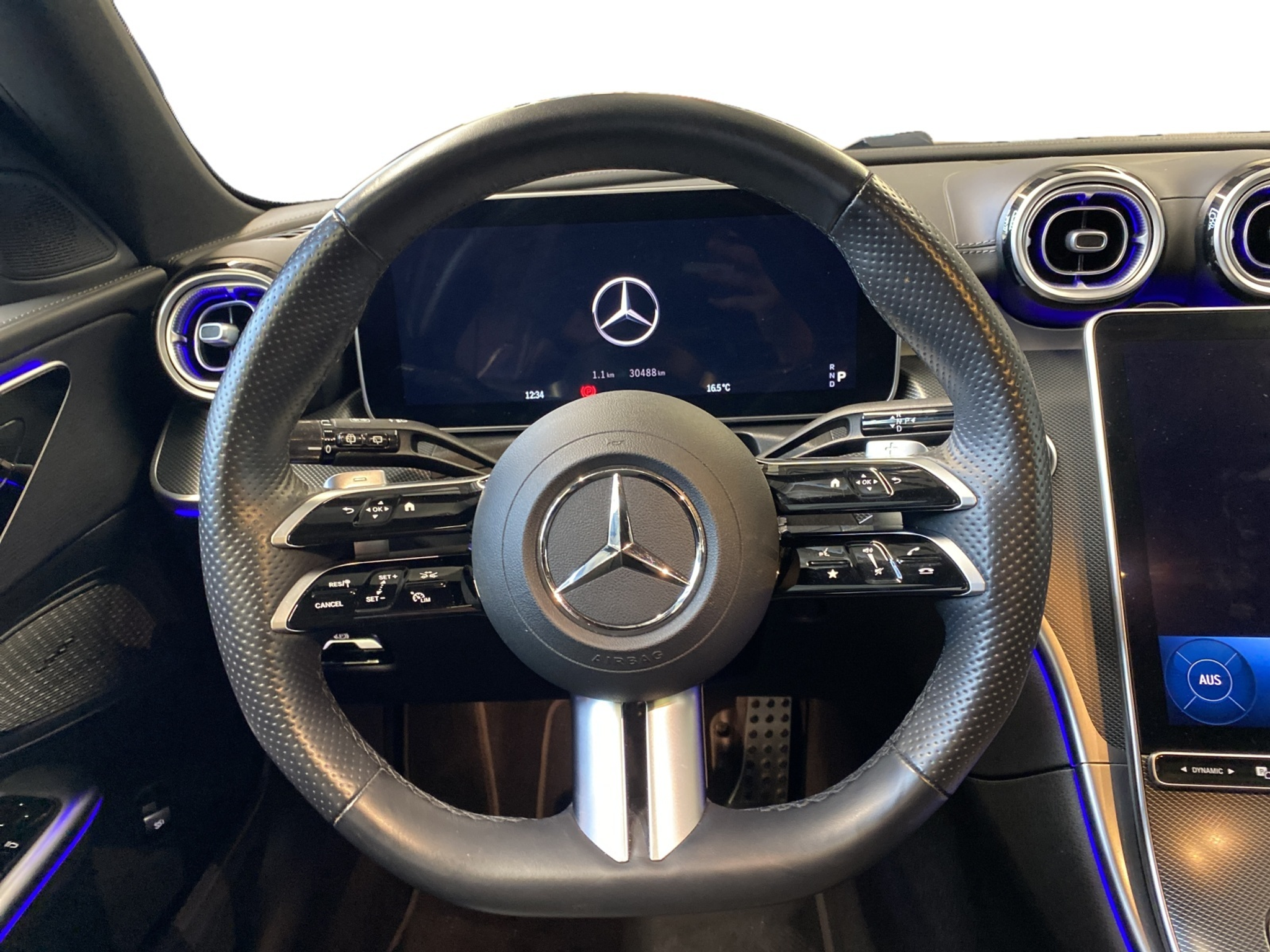 listing desktop thumbnail image 11