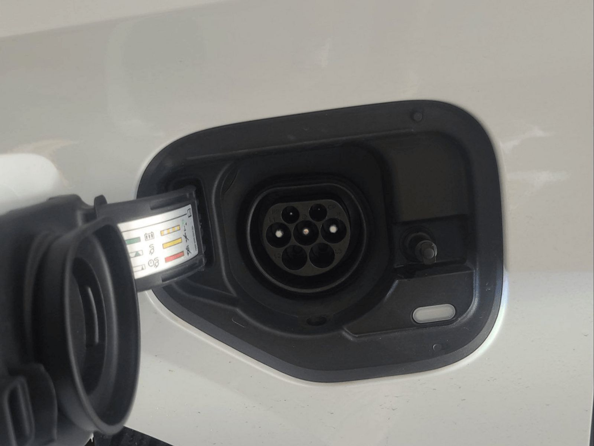 listing desktop thumbnail image 11