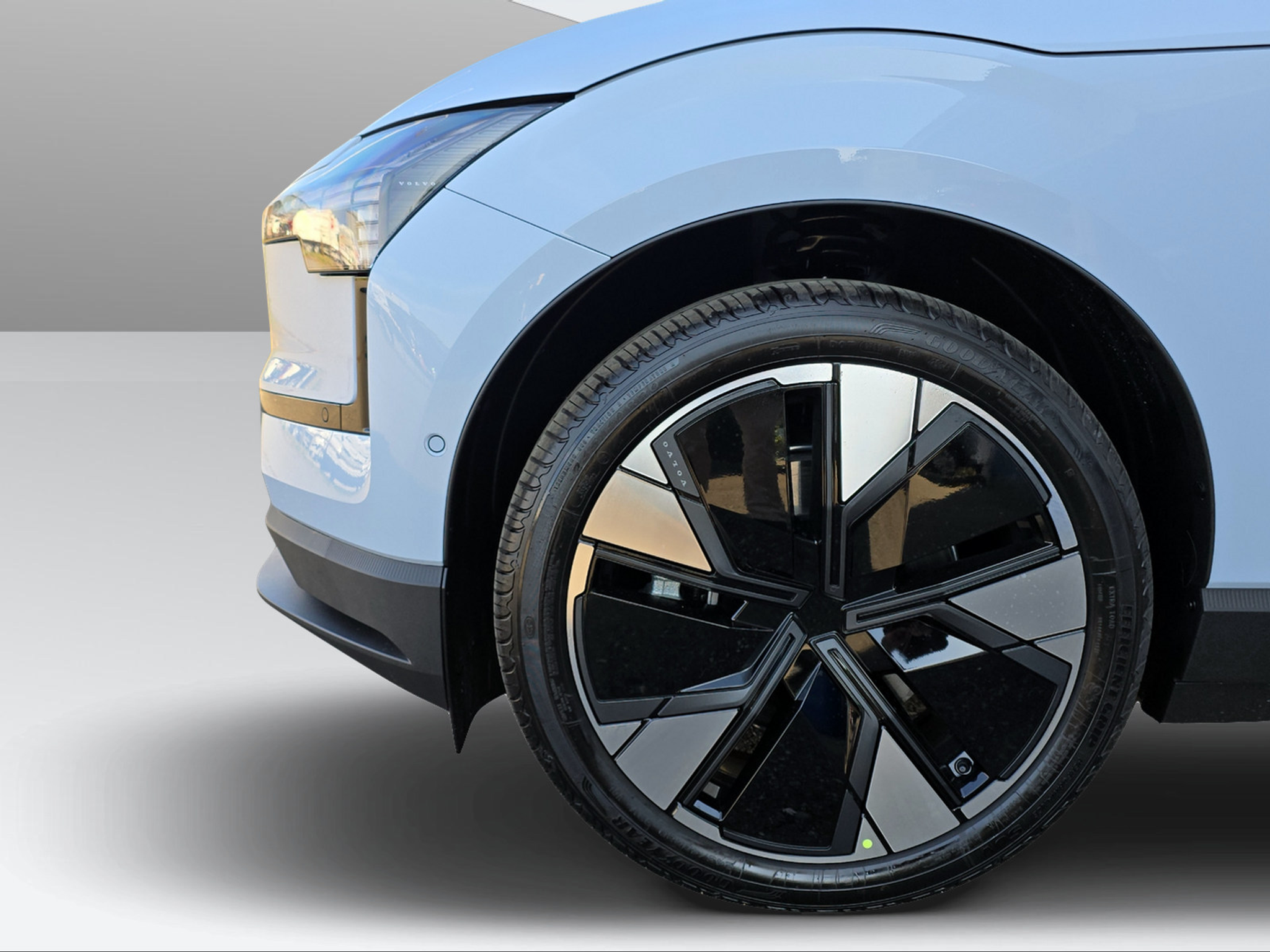 listing desktop thumbnail image 13