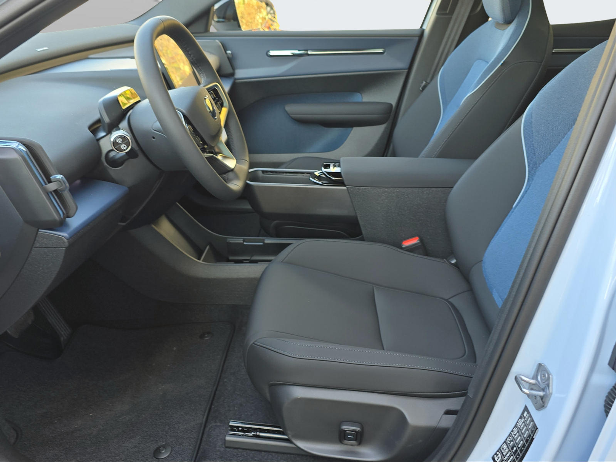 listing desktop thumbnail image 7