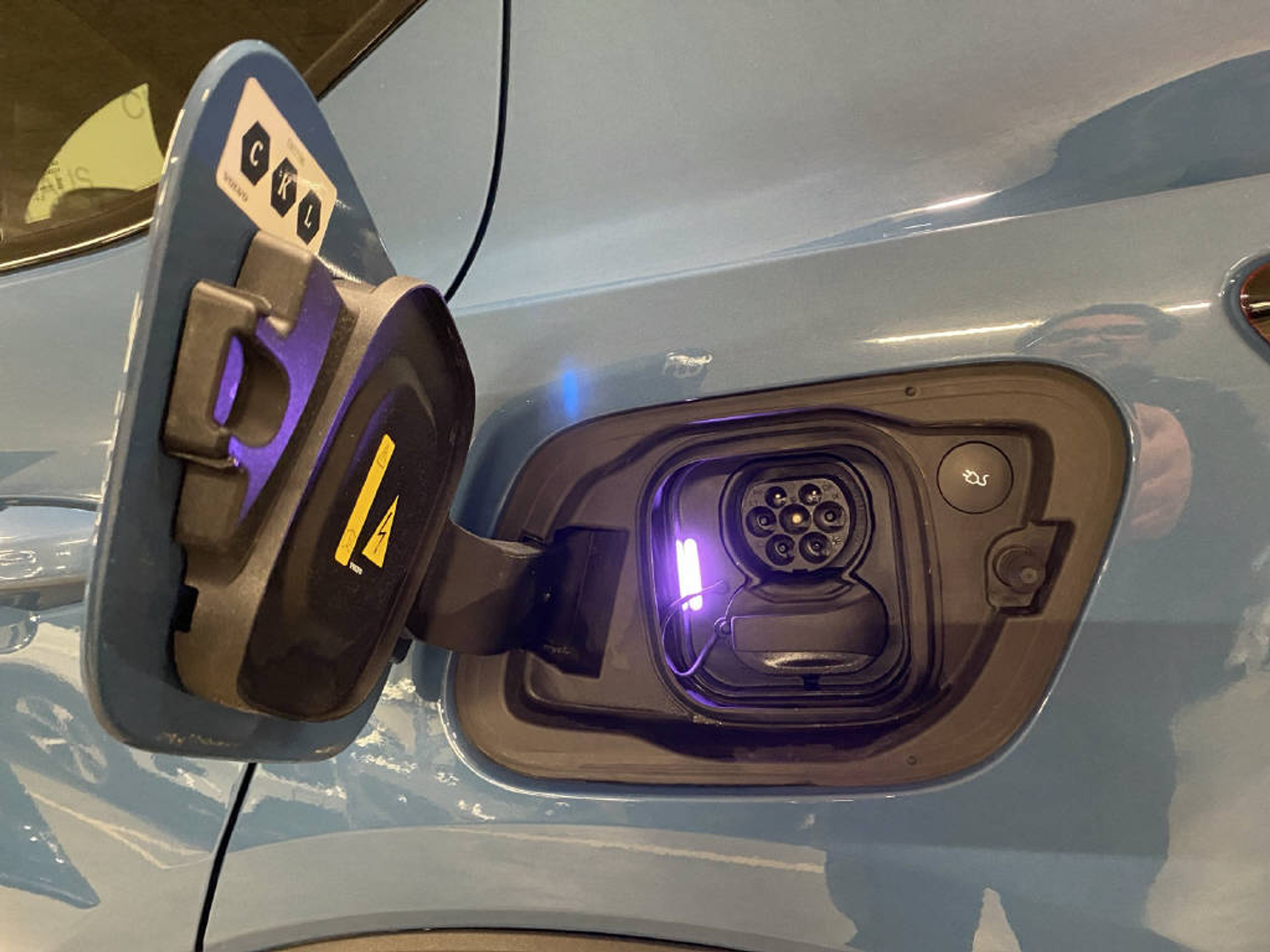 listing desktop thumbnail image 18