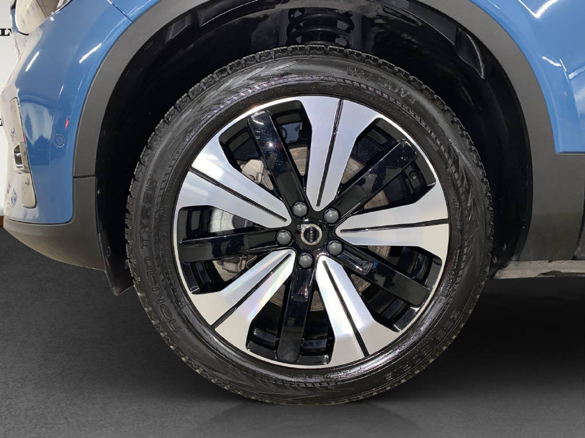 listing desktop thumbnail image 14