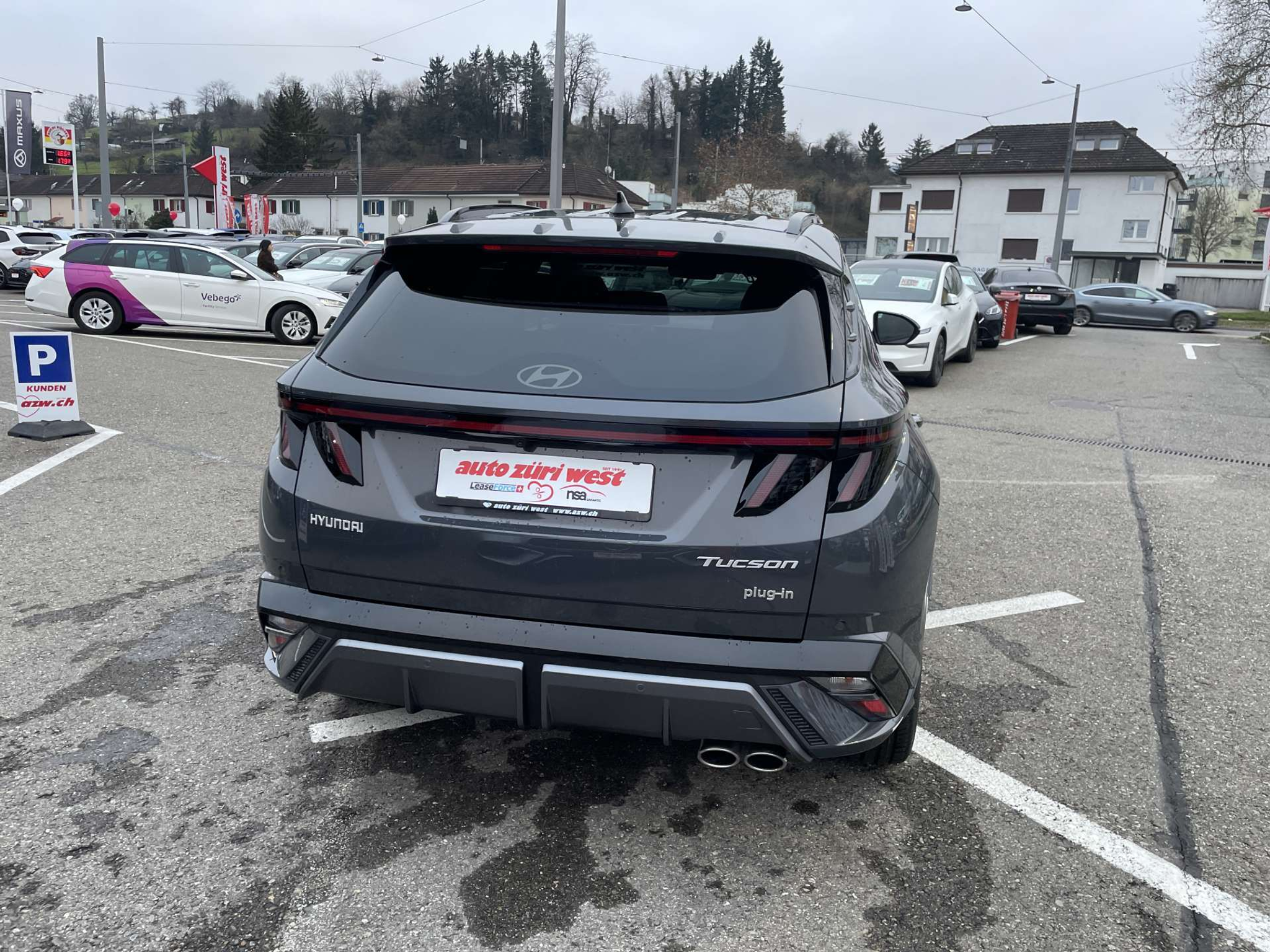 listing desktop thumbnail image 14