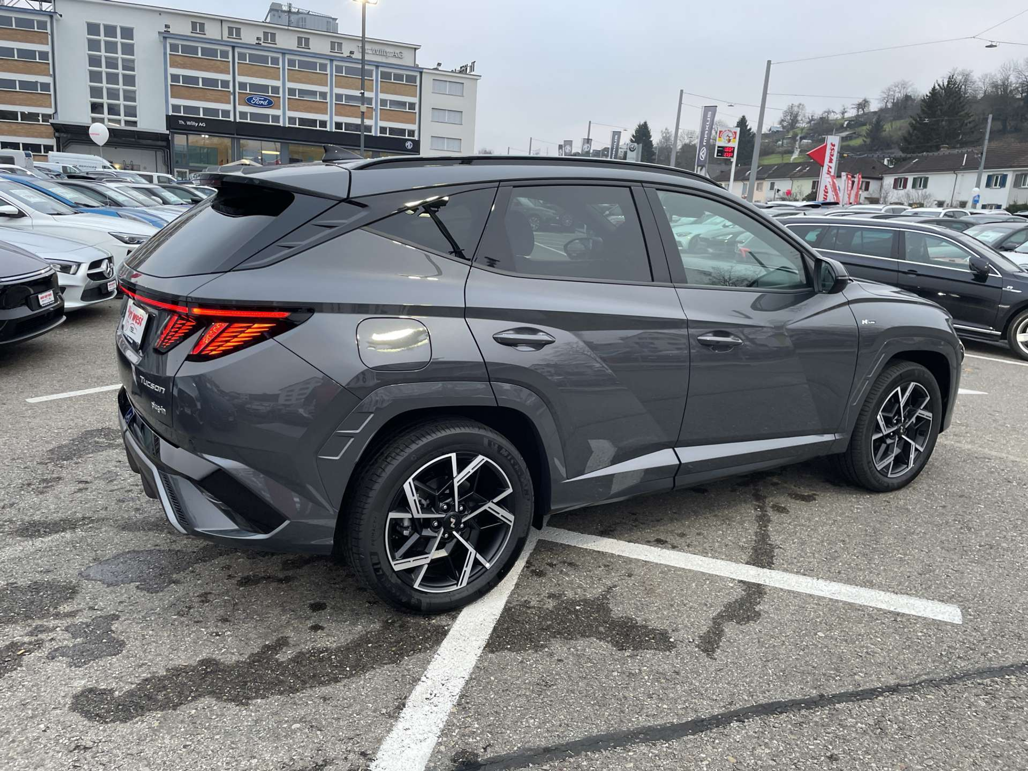 listing desktop thumbnail image 10