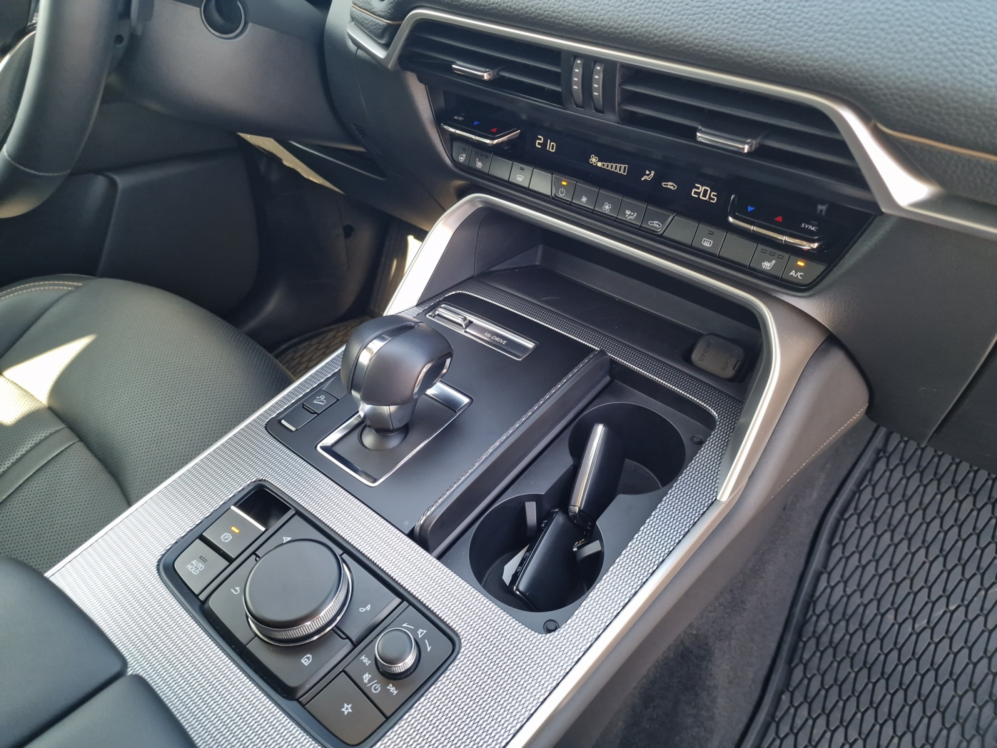 listing desktop thumbnail image 14