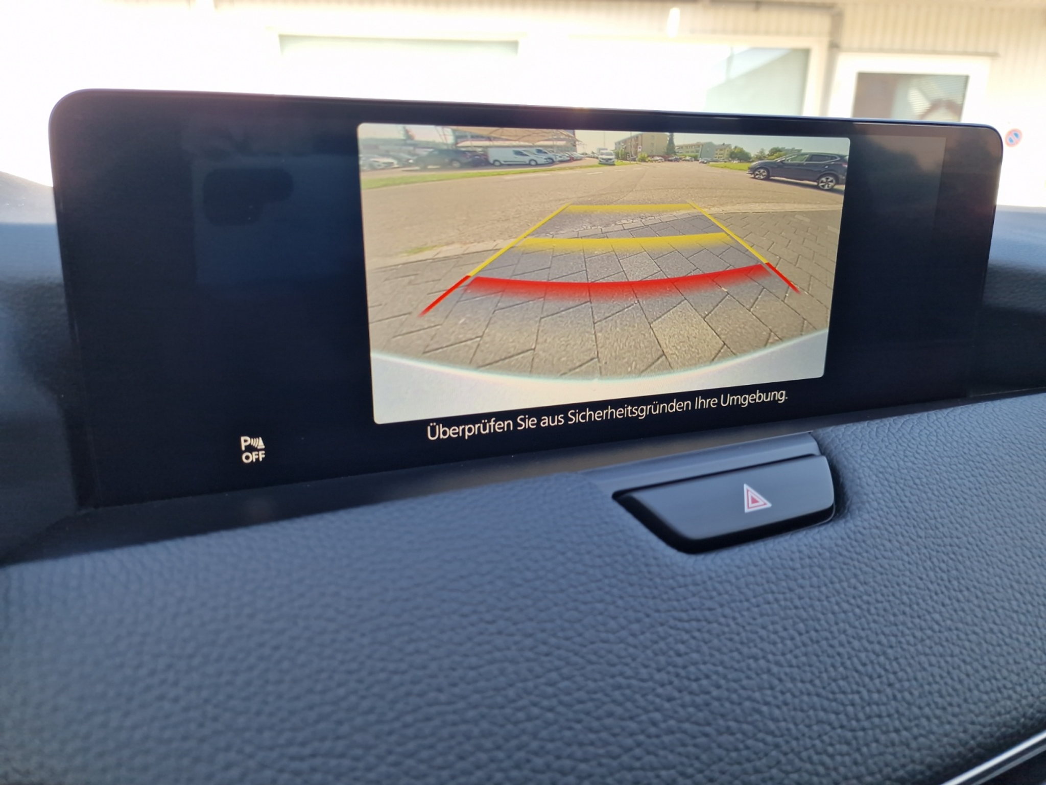 listing desktop thumbnail image 12