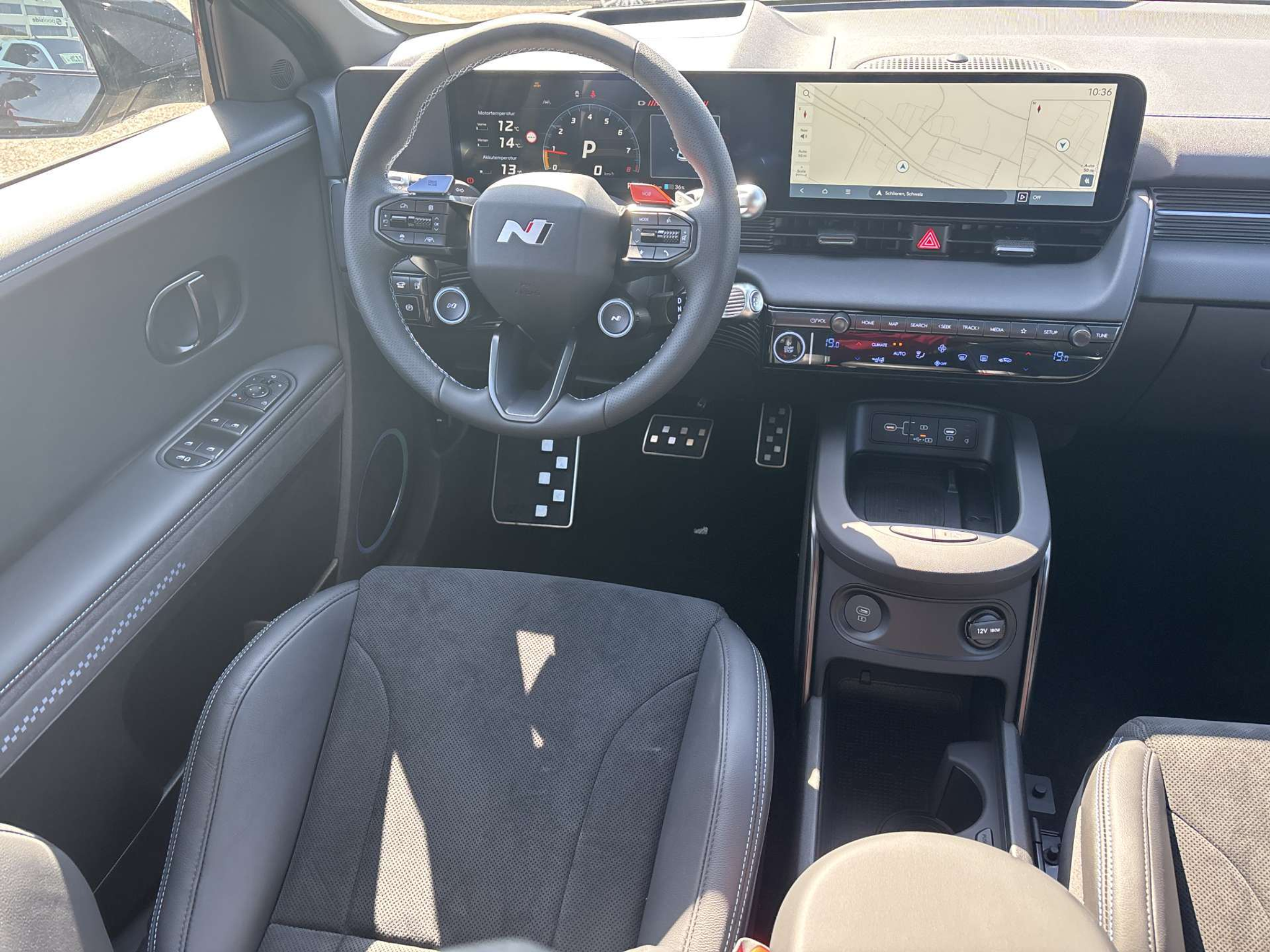 listing desktop thumbnail image 4