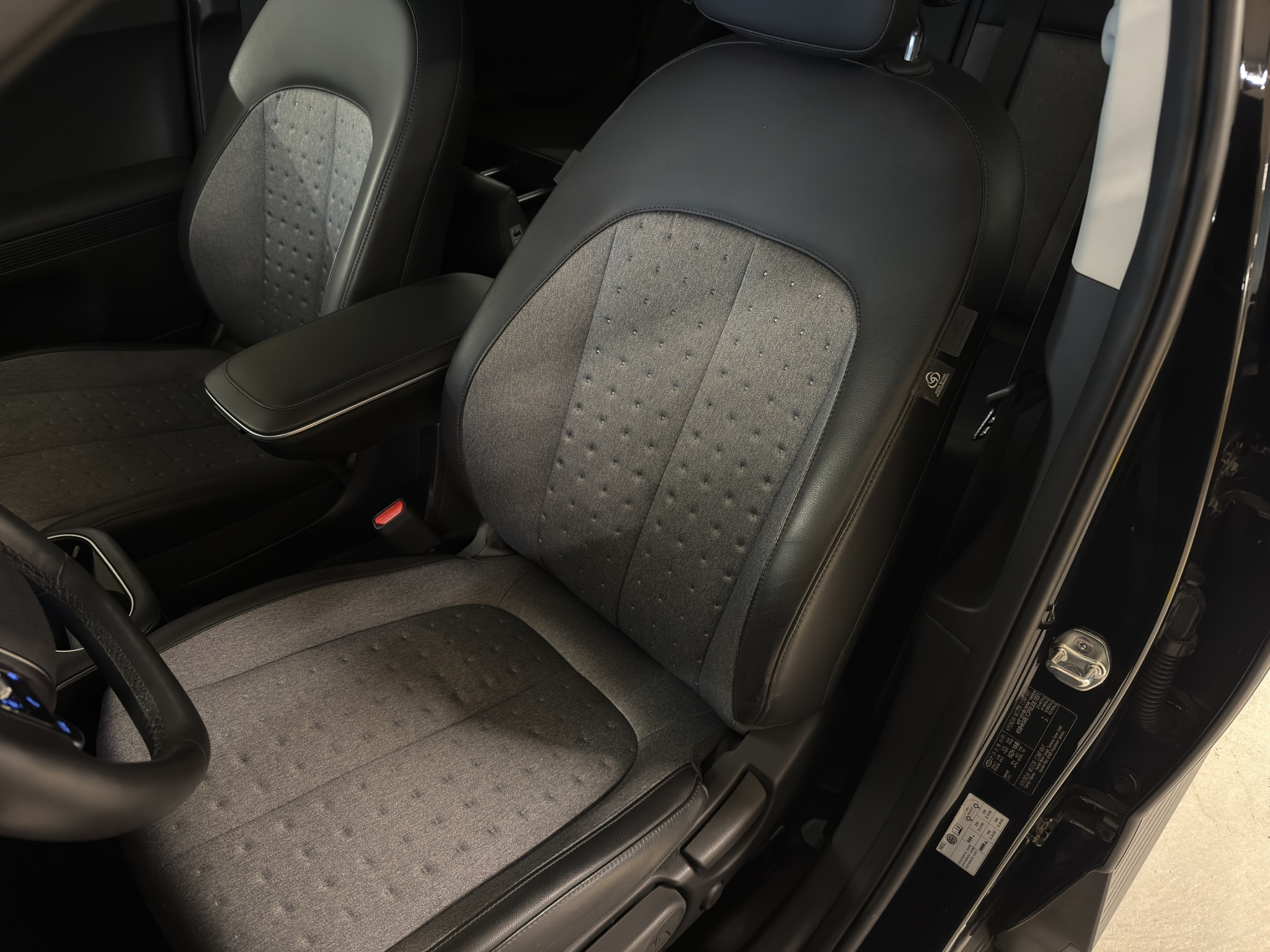 listing desktop thumbnail image 11