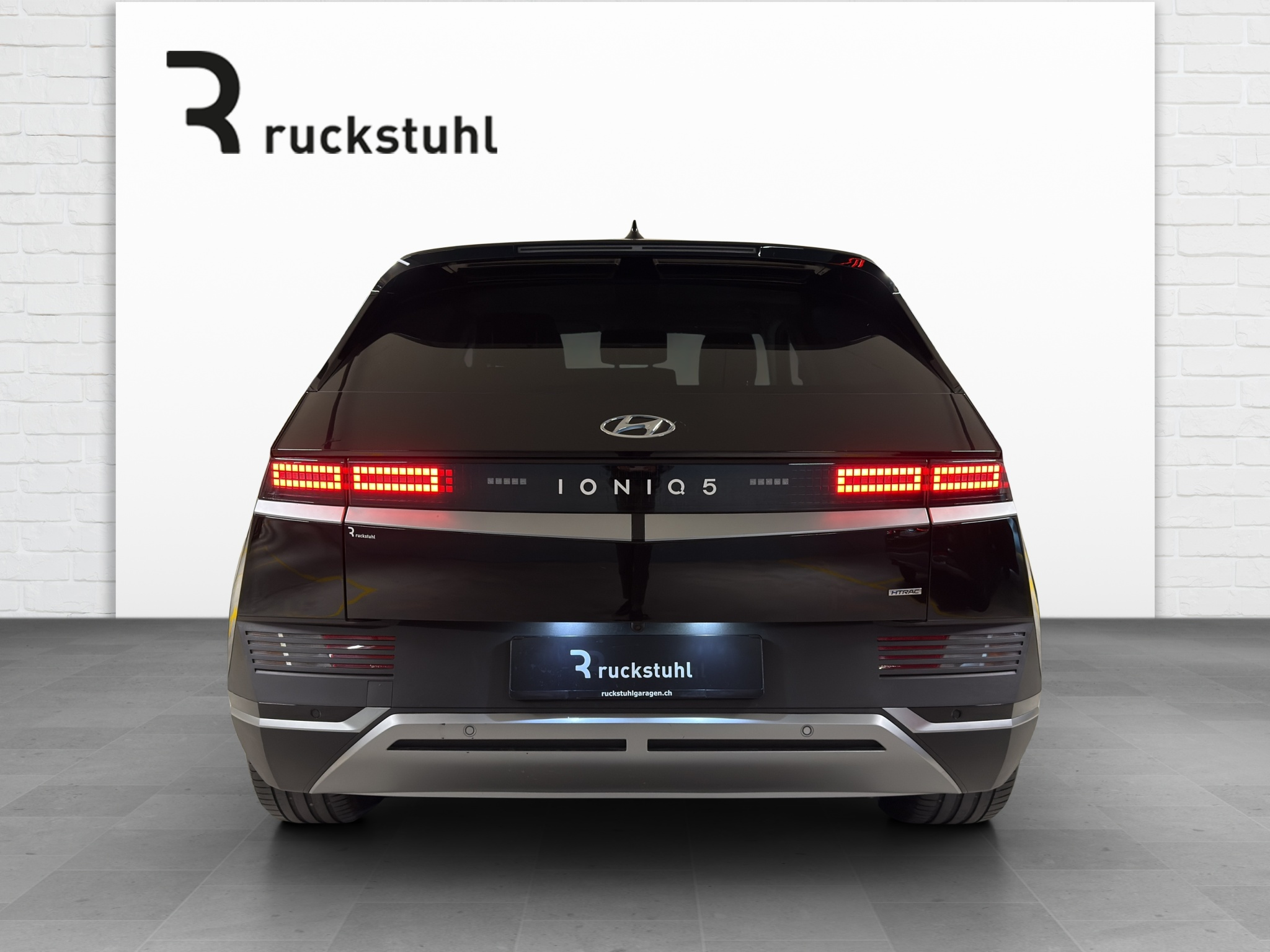 listing desktop thumbnail image 4