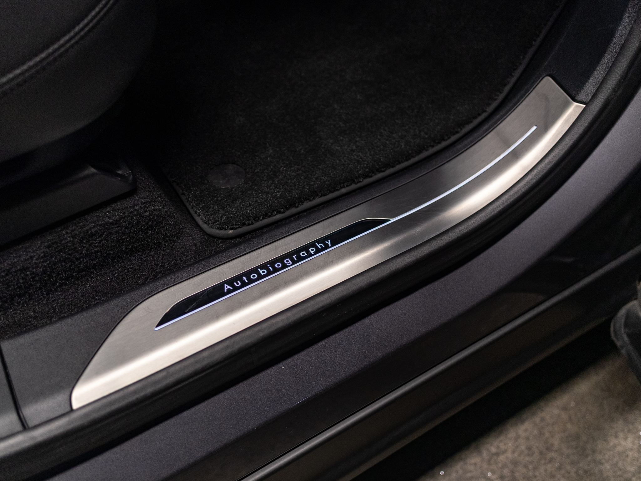 listing desktop thumbnail image 9