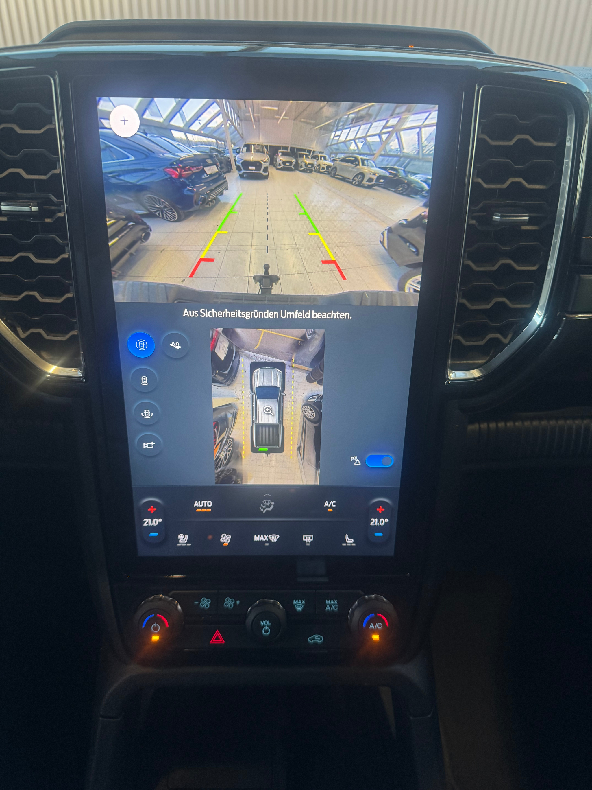 listing desktop thumbnail image 13