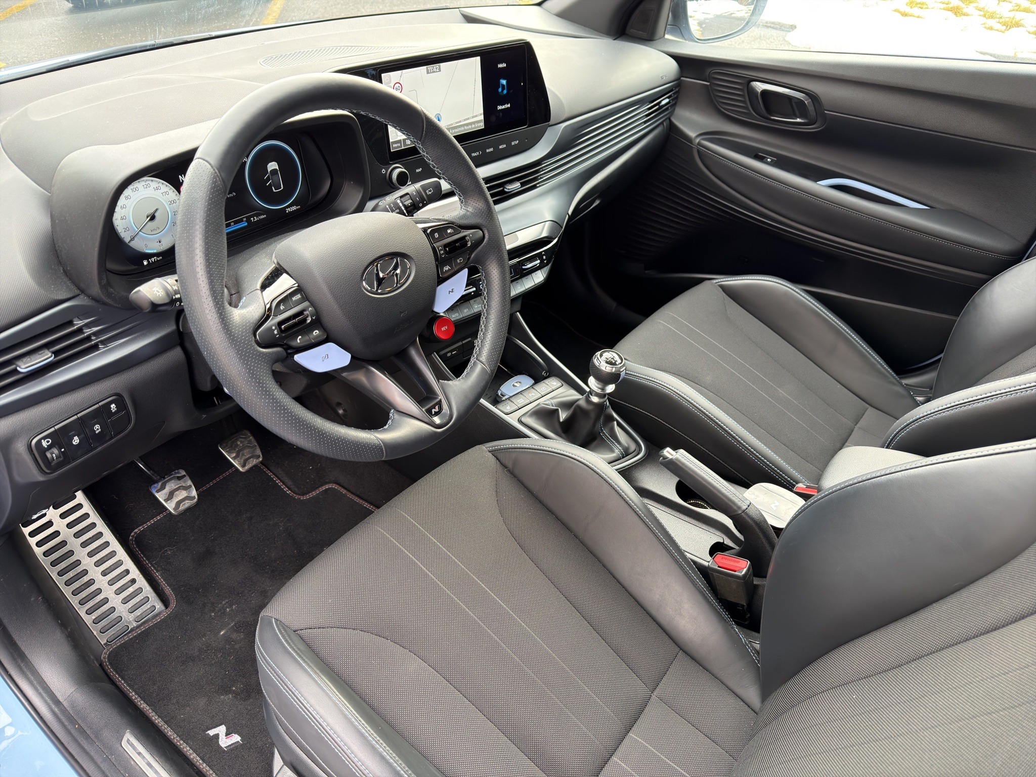 listing desktop thumbnail image 11