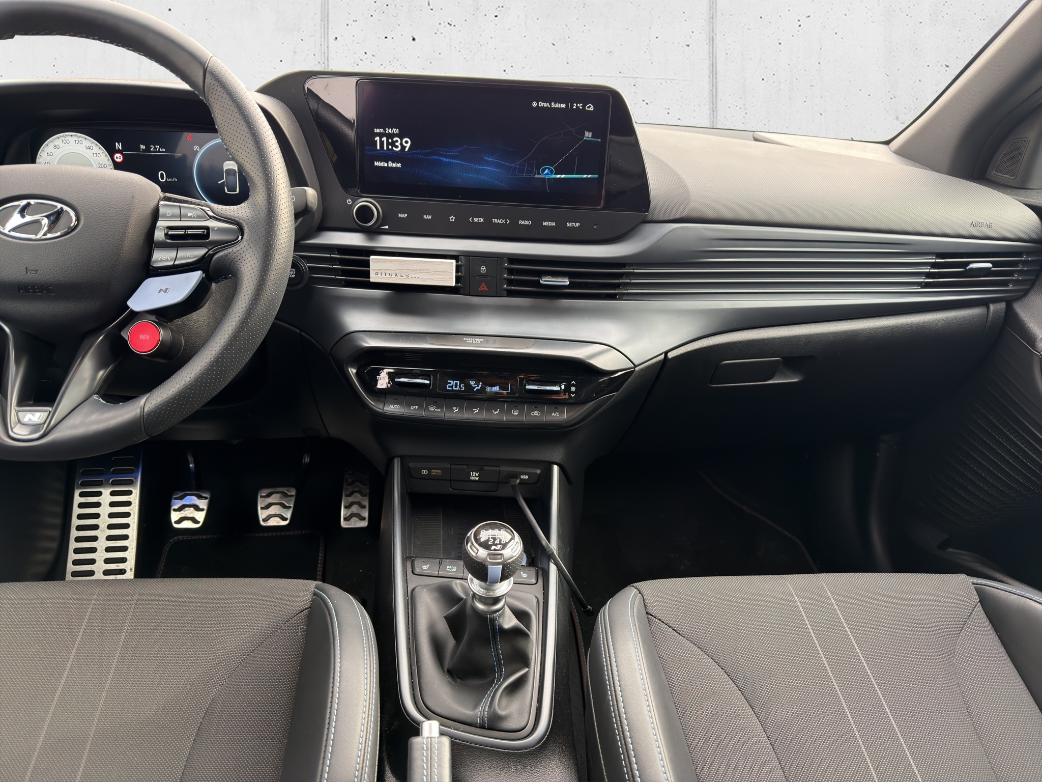 listing desktop thumbnail image 17