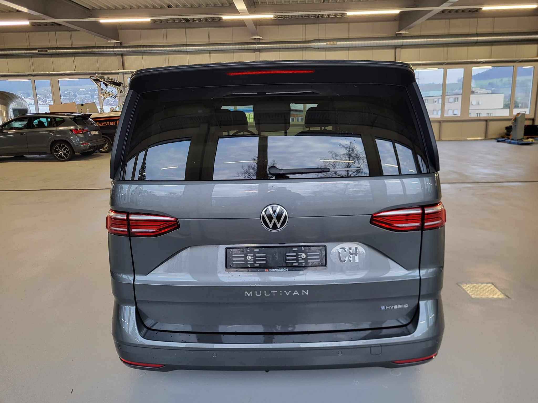 listing desktop thumbnail image 6